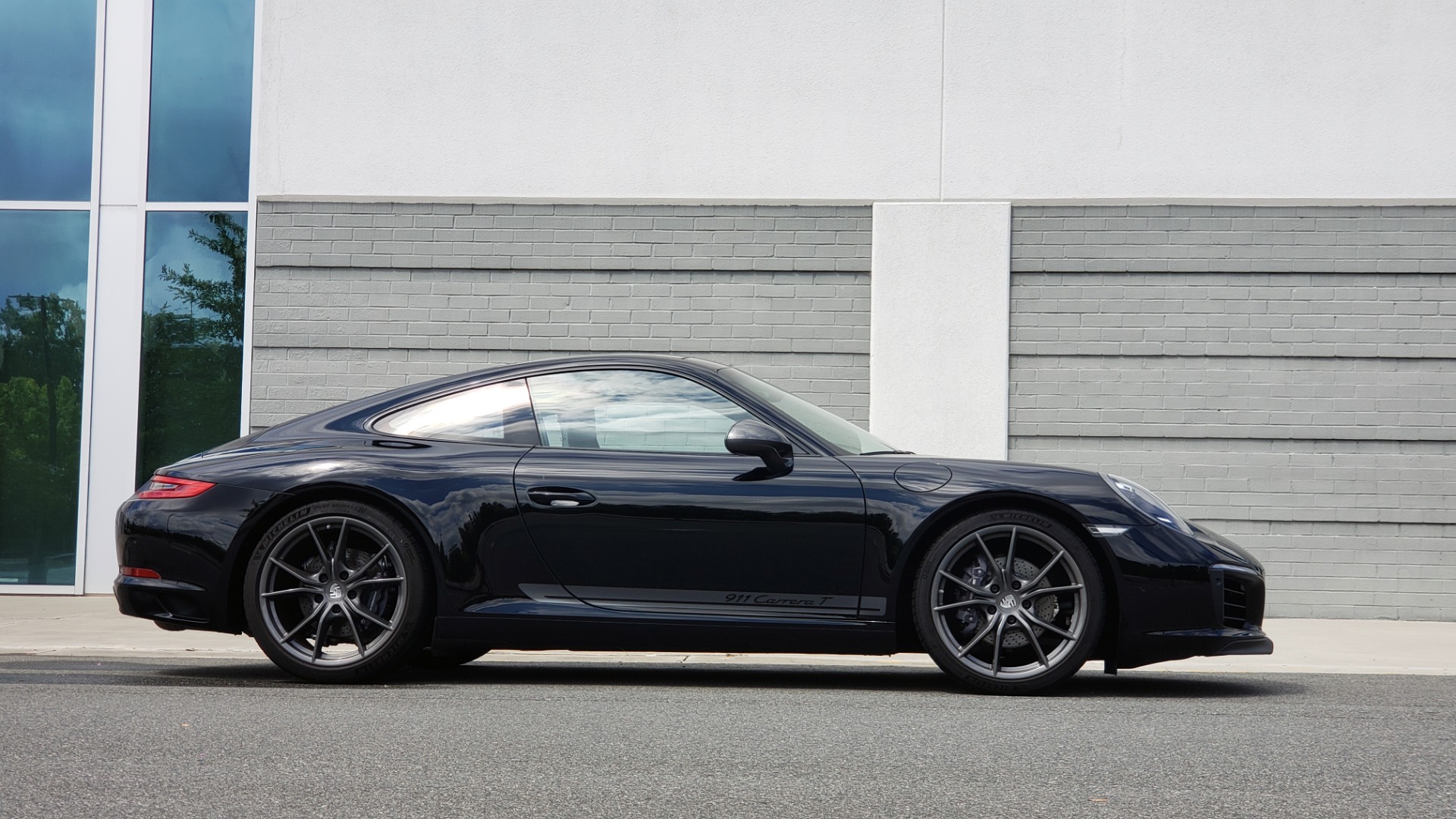 Used 2019 Porsche 911 CARRERA T / 3.0L H6 / MANUAL / PREMIUM / NAV / BOSE / SUNROOF / REARVIEW for sale Sold at Formula Imports in Charlotte NC 28227 9
