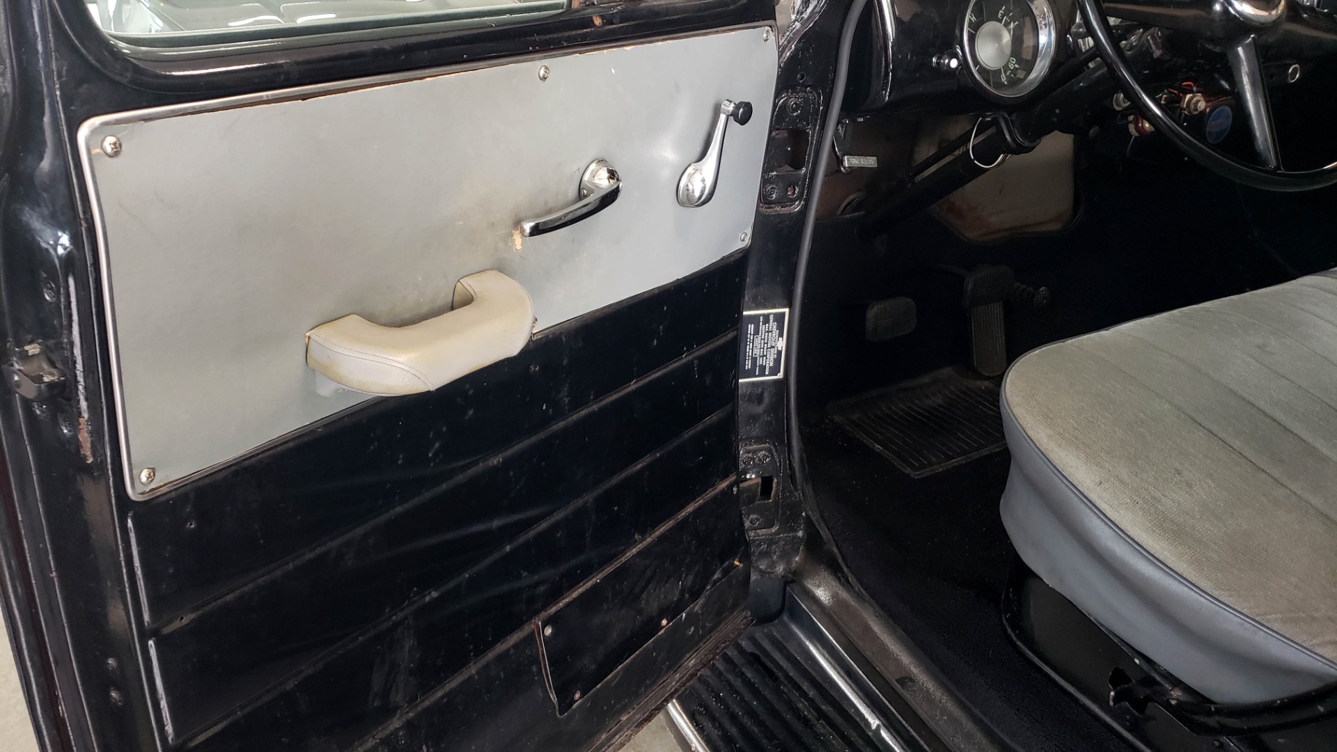 Used 1954 Chevrolet 3100 PICK-UP TRUCK / HALF-TON / IN-LINE-6 CYLINDER / 3-SPEED MANUAL / CLASSIC for sale Sold at Formula Imports in Charlotte NC 28227 12