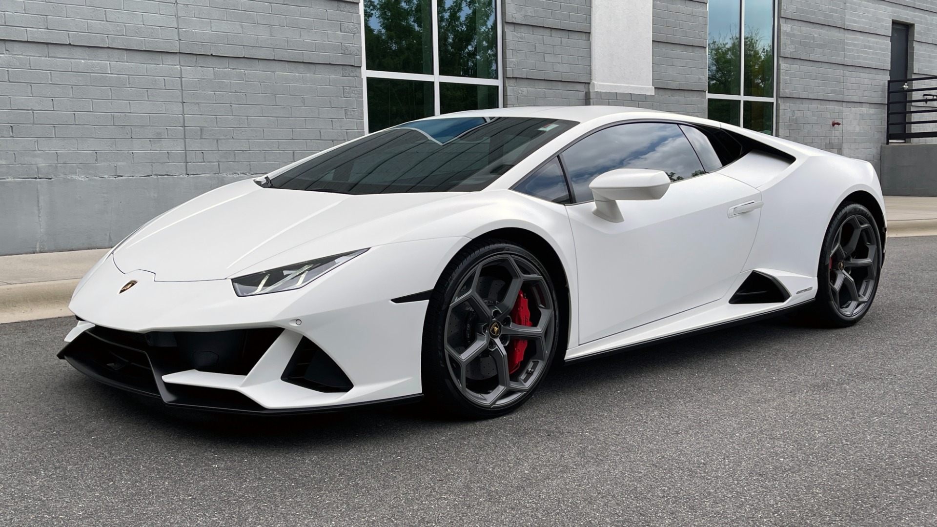 Used 2020 Lamborghini HURACAN EVO LP640-4 5.2L V10 630HP / 7-SPD AUTO / AWD / NAVIGATION / CAMERA for sale $339,000 at Formula Imports in Charlotte NC 28227 2