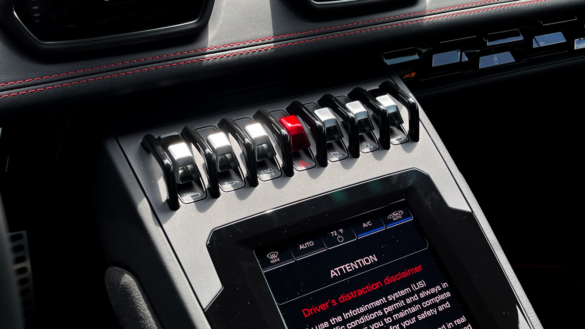 Used 2020 Lamborghini HURACAN EVO LP640-4 5.2L V10 630HP / 7-SPD AUTO / AWD / NAVIGATION / CAMERA for sale Sold at Formula Imports in Charlotte NC 28227 42