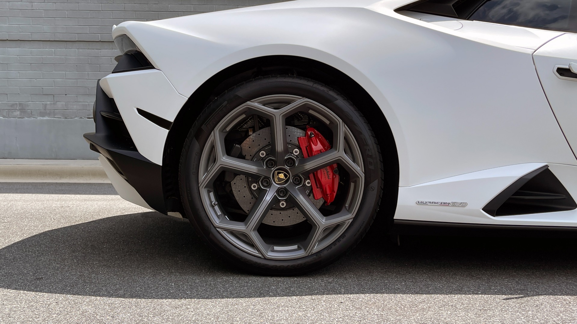 Used 2020 Lamborghini HURACAN EVO LP640-4 5.2L V10 630HP / 7-SPD AUTO / AWD / NAVIGATION / CAMERA for sale Sold at Formula Imports in Charlotte NC 28227 60