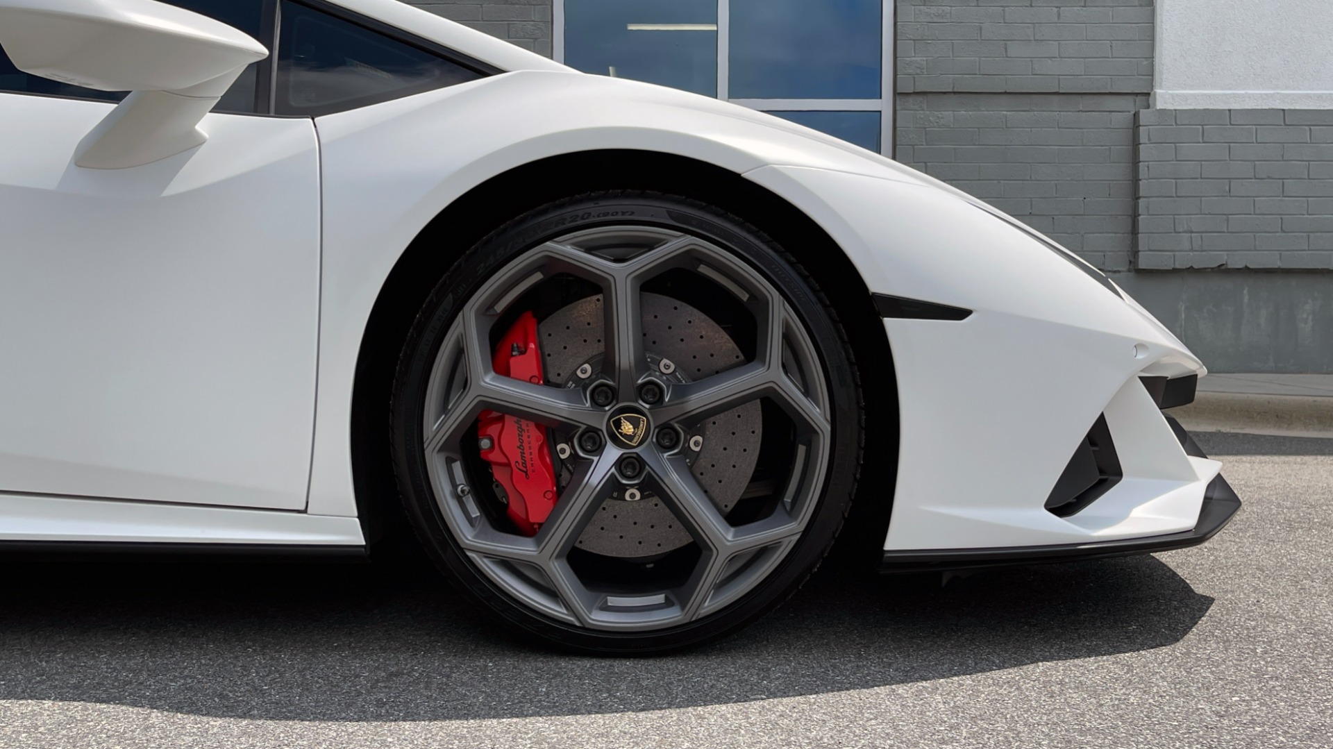 Used 2020 Lamborghini HURACAN EVO LP640-4 5.2L V10 630HP / 7-SPD AUTO / AWD / NAVIGATION / CAMERA for sale Sold at Formula Imports in Charlotte NC 28227 61