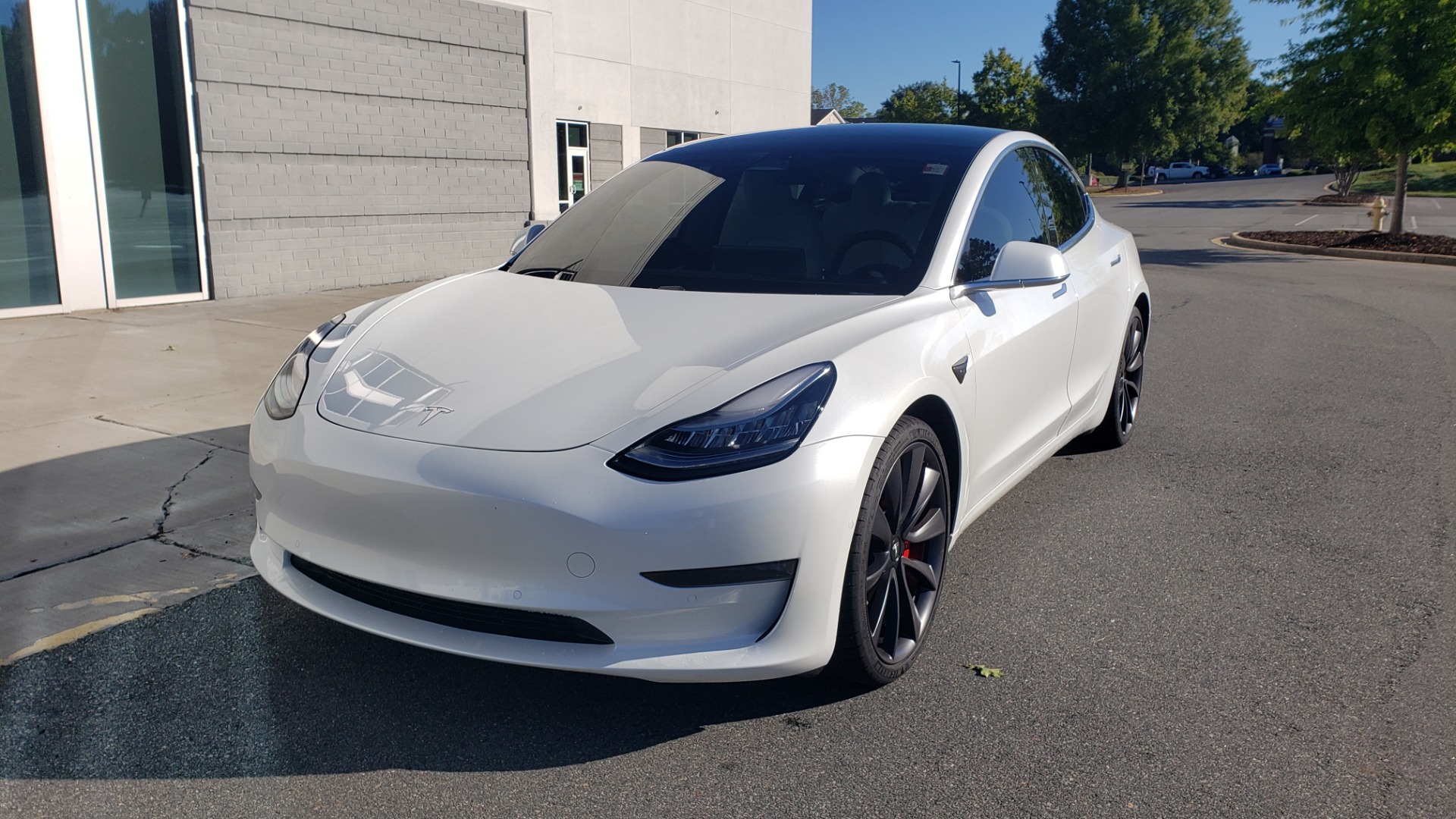 Used 2020 Tesla MODEL 3 PERFORMANCE / AWD / NAV / DUAL-SUNROOF / RERVIEW for sale Sold at Formula Imports in Charlotte NC 28227 3