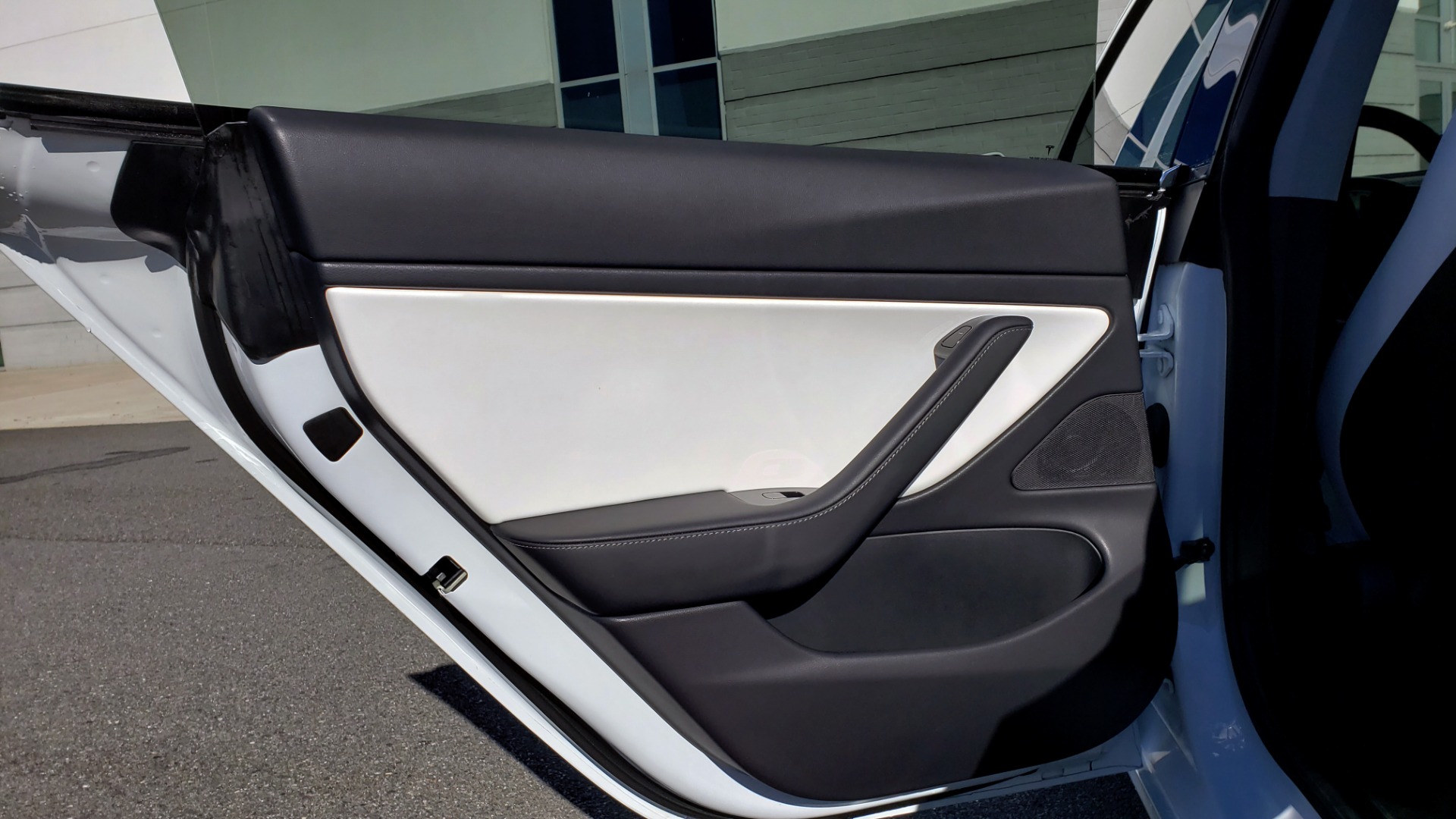 Used 2020 Tesla MODEL 3 PERFORMANCE / AWD / NAV / DUAL-SUNROOF / RERVIEW for sale Sold at Formula Imports in Charlotte NC 28227 53
