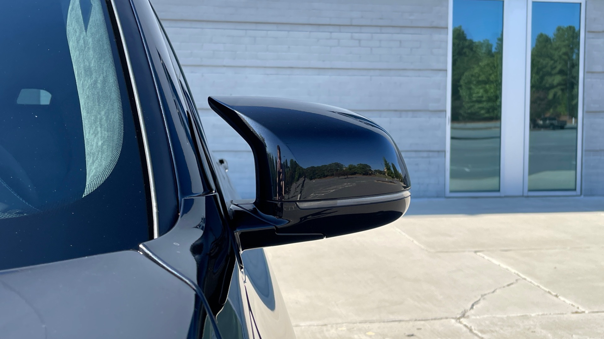 Used 2018 BMW X5 M EXECUTIVE PKG / NAV / SUNROOF / BLIND SPOT / LANE DEPART / CAMERAS for sale Sold at Formula Imports in Charlotte NC 28227 13