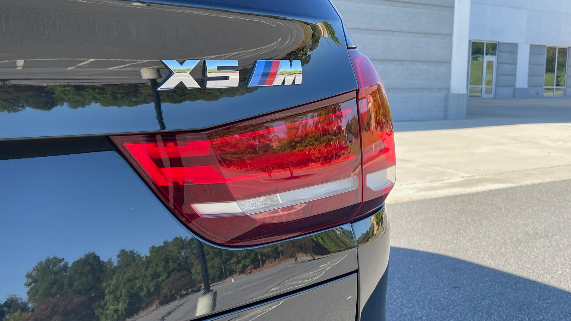 Used 2018 BMW X5 M EXECUTIVE PKG / NAV / SUNROOF / BLIND SPOT / LANE DEPART / CAMERAS for sale Sold at Formula Imports in Charlotte NC 28227 23