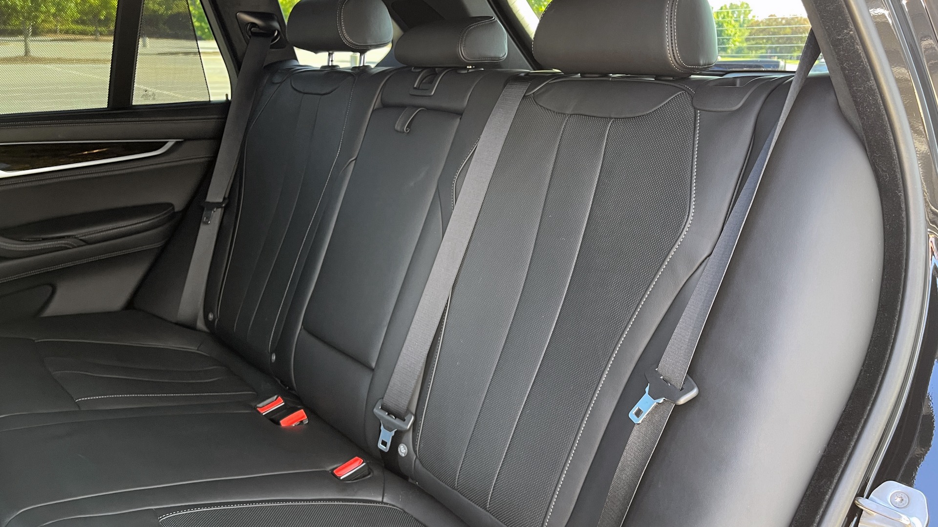 Used 2018 BMW X5 M EXECUTIVE PKG / NAV / SUNROOF / BLIND SPOT / LANE DEPART / CAMERAS for sale Sold at Formula Imports in Charlotte NC 28227 51