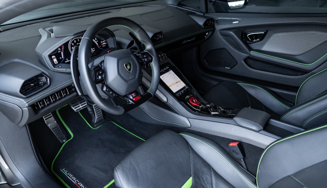 Used 2020 Lamborghini Huracan EVO for sale Sold at Formula Imports in Charlotte NC 28227 2
