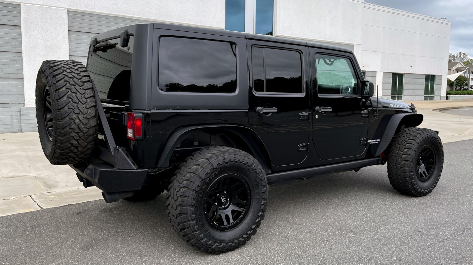 Used 2013 Jeep WRANGLER UNLIMITED RUBICON 4X4 / 3.6L V6 / 6-SPD MAN / DUAL-TOP / AIR COND for sale Sold at Formula Imports in Charlotte NC 28227 30