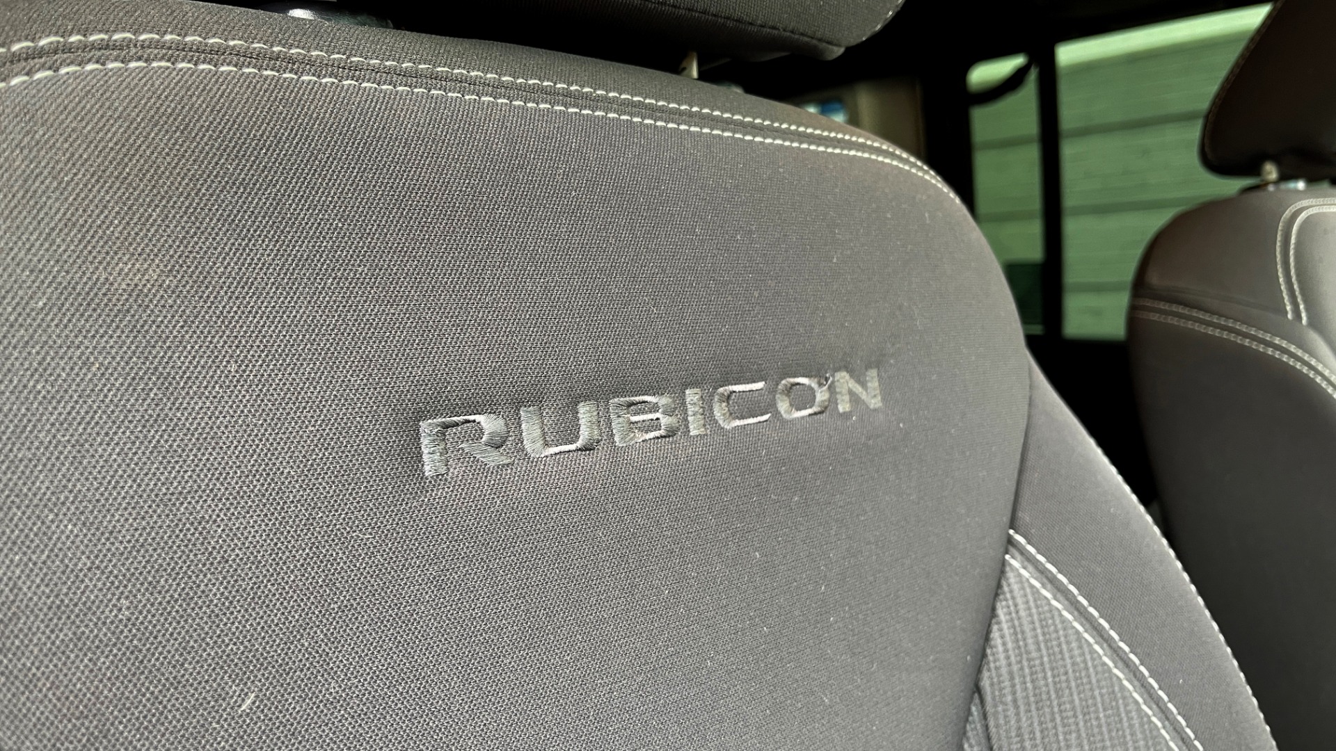Used 2013 Jeep WRANGLER UNLIMITED RUBICON 4X4 / 3.6L V6 / 6-SPD MAN / DUAL-TOP / AIR COND for sale Sold at Formula Imports in Charlotte NC 28227 70