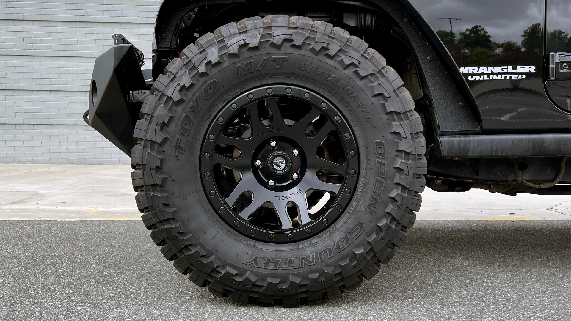 Used 2013 Jeep WRANGLER UNLIMITED RUBICON 4X4 / 3.6L V6 / 6-SPD MAN / DUAL-TOP / AIR COND for sale Sold at Formula Imports in Charlotte NC 28227 71