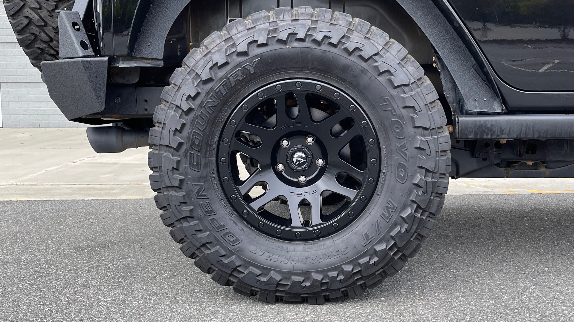 Used 2013 Jeep WRANGLER UNLIMITED RUBICON 4X4 / 3.6L V6 / 6-SPD MAN / DUAL-TOP / AIR COND for sale Sold at Formula Imports in Charlotte NC 28227 74