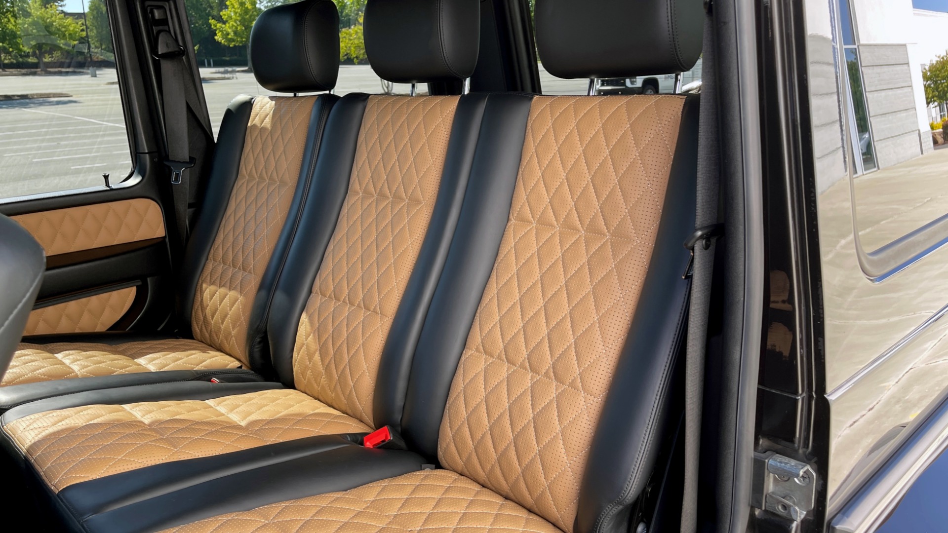 Used 2014 Mercedes-Benz G-CLASS G 63 AMG / DISGNO LEATHER / NAV / SUNROOF / REARVIEW for sale Sold at Formula Imports in Charlotte NC 28227 49