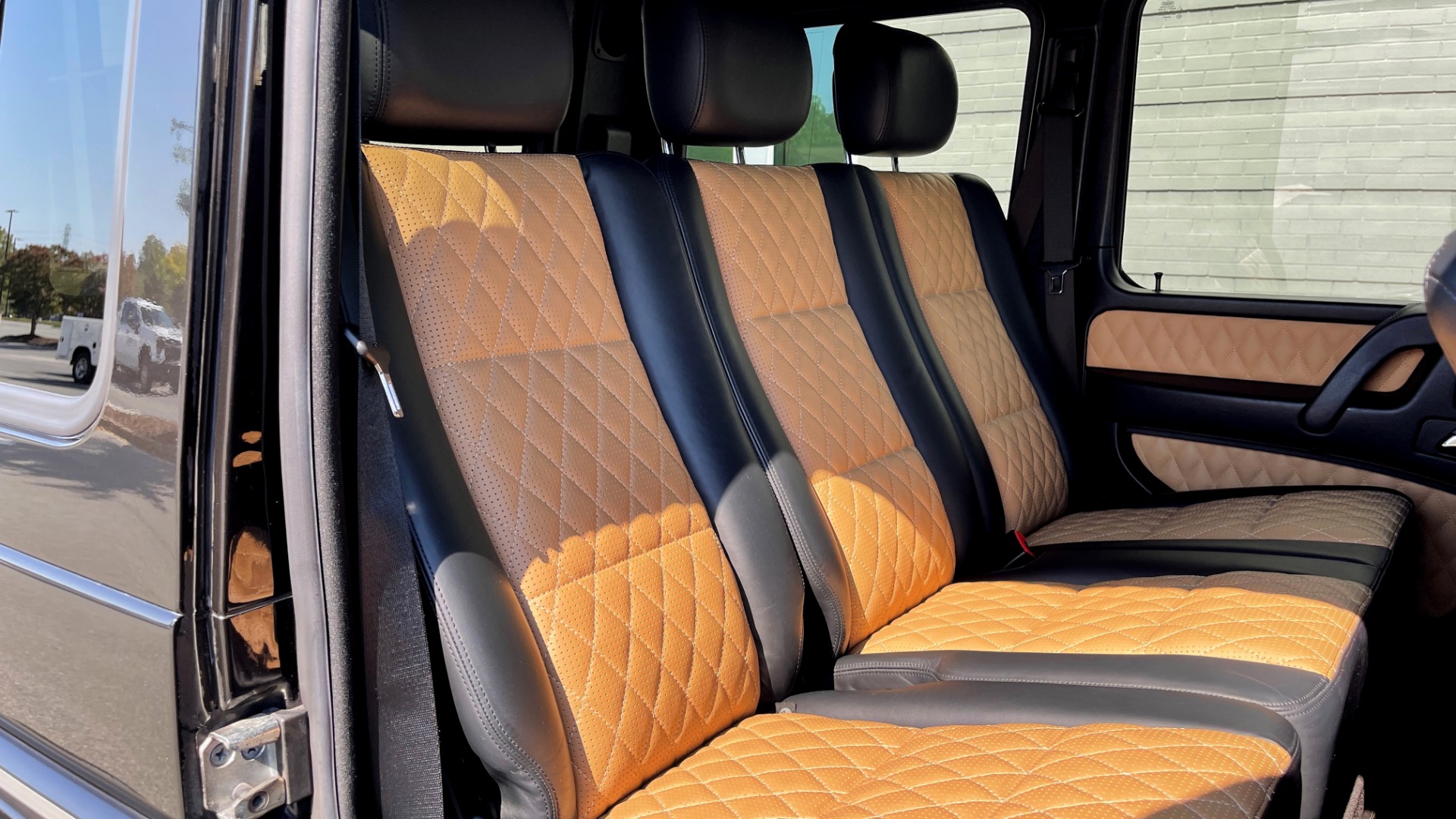 Used 2014 Mercedes-Benz G-CLASS G 63 AMG / DISGNO LEATHER / NAV / SUNROOF / REARVIEW for sale Sold at Formula Imports in Charlotte NC 28227 57