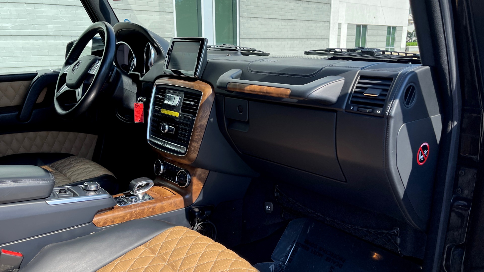 Used 2014 Mercedes-Benz G-CLASS G 63 AMG / DISGNO LEATHER / NAV / SUNROOF / REARVIEW for sale Sold at Formula Imports in Charlotte NC 28227 58