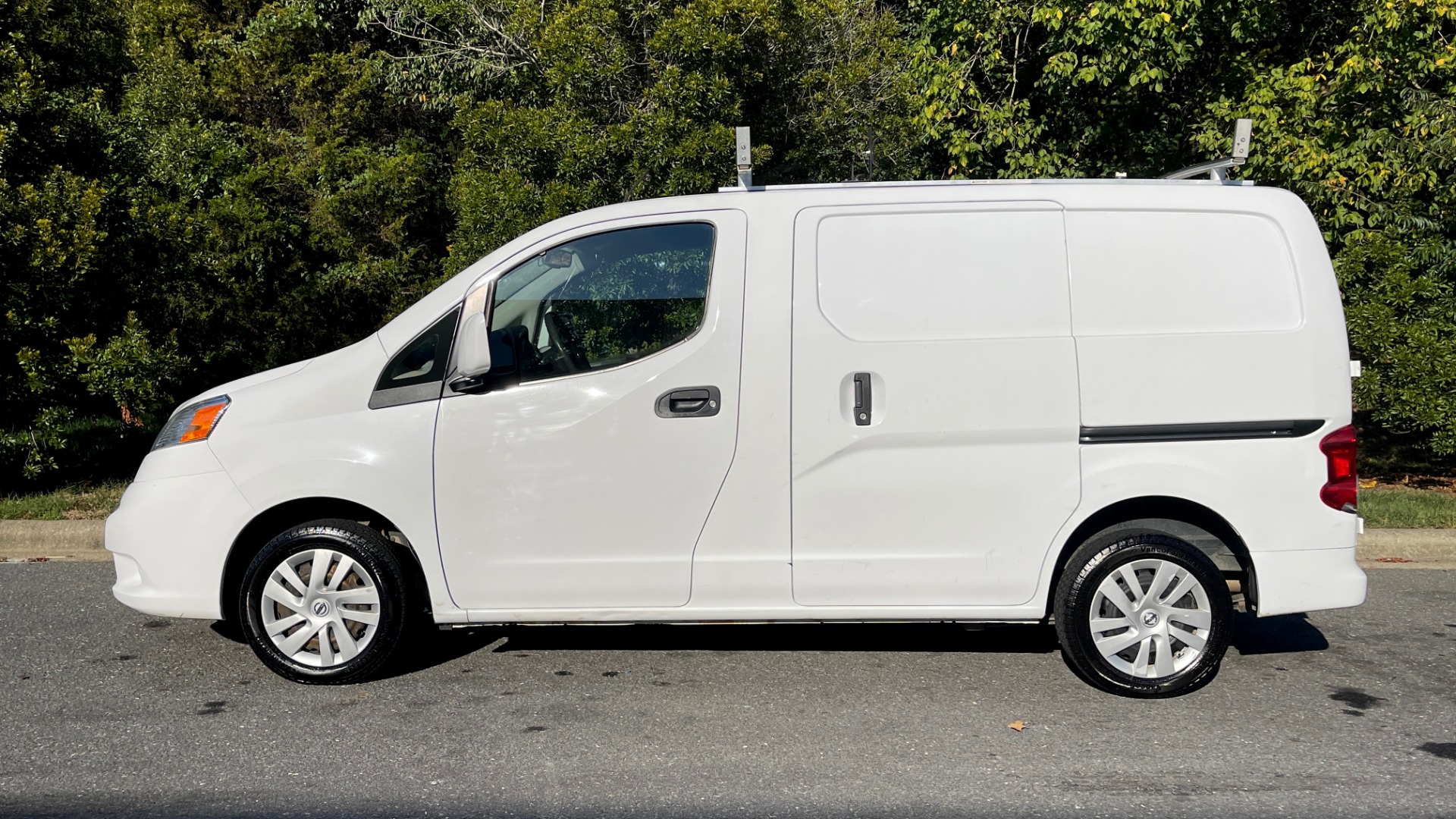 Used 2015 Nissan NV200 SV / WORK VAN / EXTERIOR APPEARANCE PKG / ROOF RACK for sale Sold at Formula Imports in Charlotte NC 28227 2
