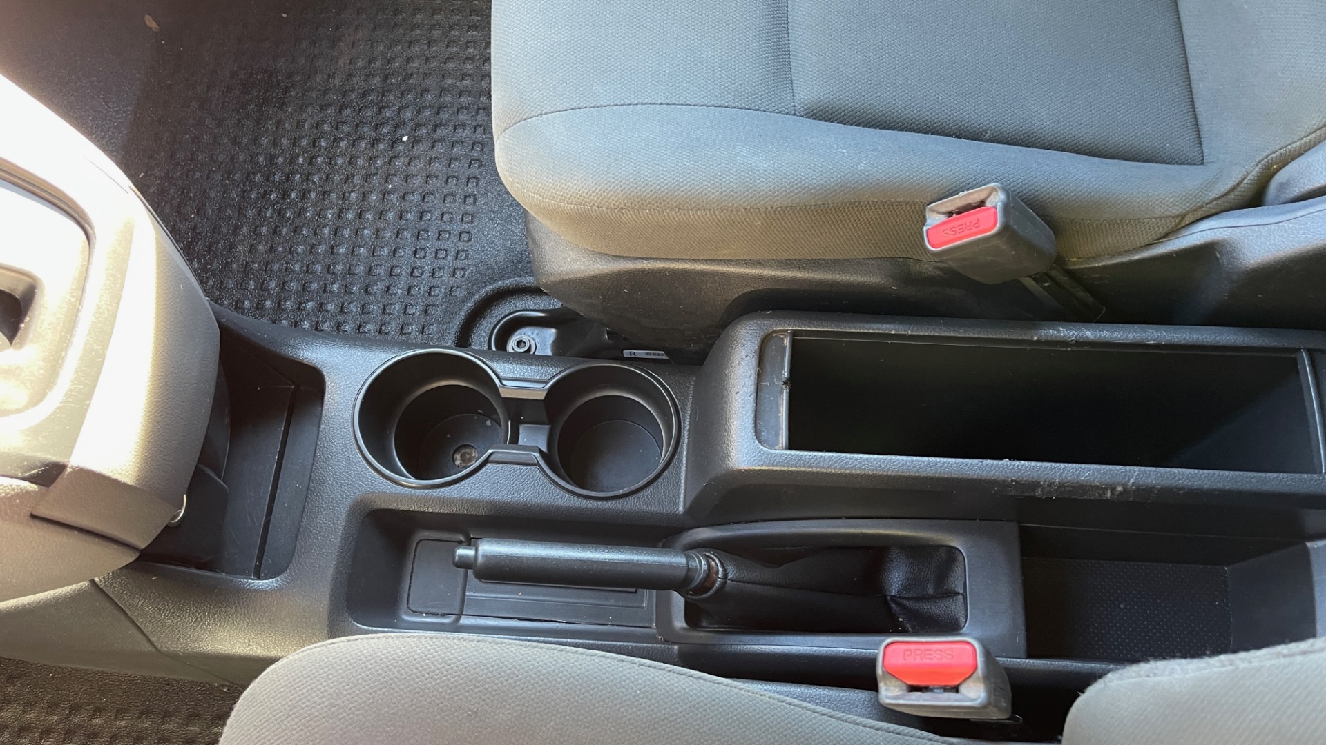 Used 2015 Nissan NV200 SV / WORK VAN / EXTERIOR APPEARANCE PKG / ROOF RACK for sale Sold at Formula Imports in Charlotte NC 28227 41