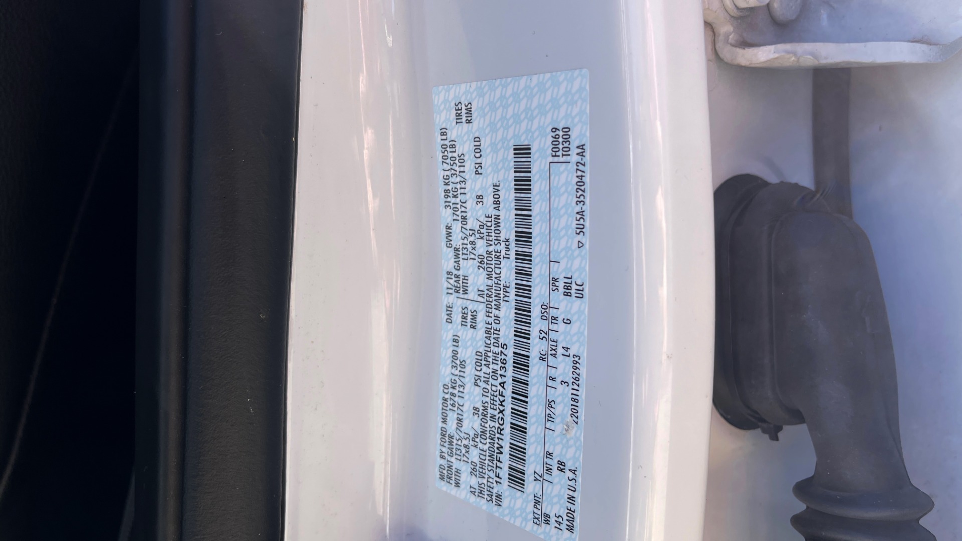 Used 2019 Ford F-150 RAPTOR 4X4 SUPERCREW / NAV / BLIS / B&O SND / REMOTE START / REARVIEW for sale Sold at Formula Imports in Charlotte NC 28227 37
