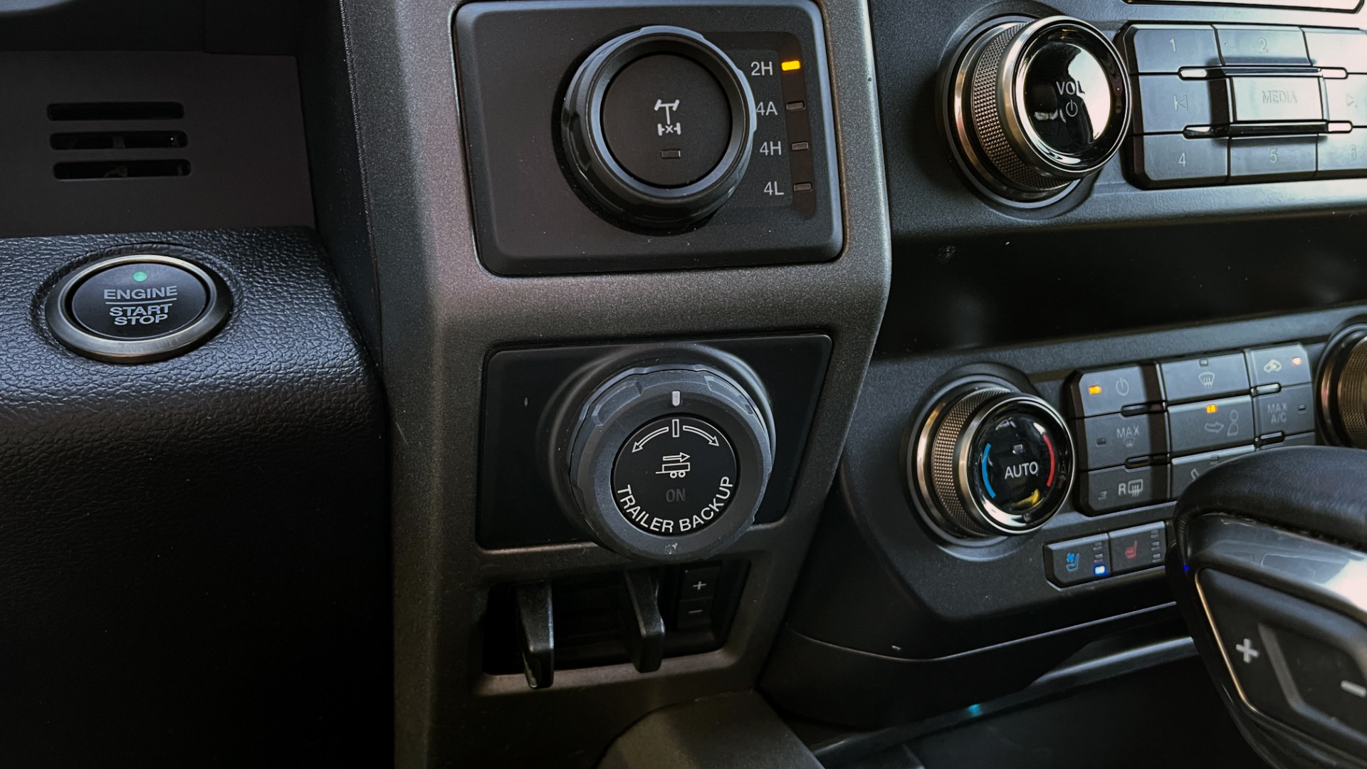 Used 2019 Ford F-150 RAPTOR 4X4 SUPERCREW / NAV / BLIS / B&O SND / REMOTE START / REARVIEW for sale Sold at Formula Imports in Charlotte NC 28227 54