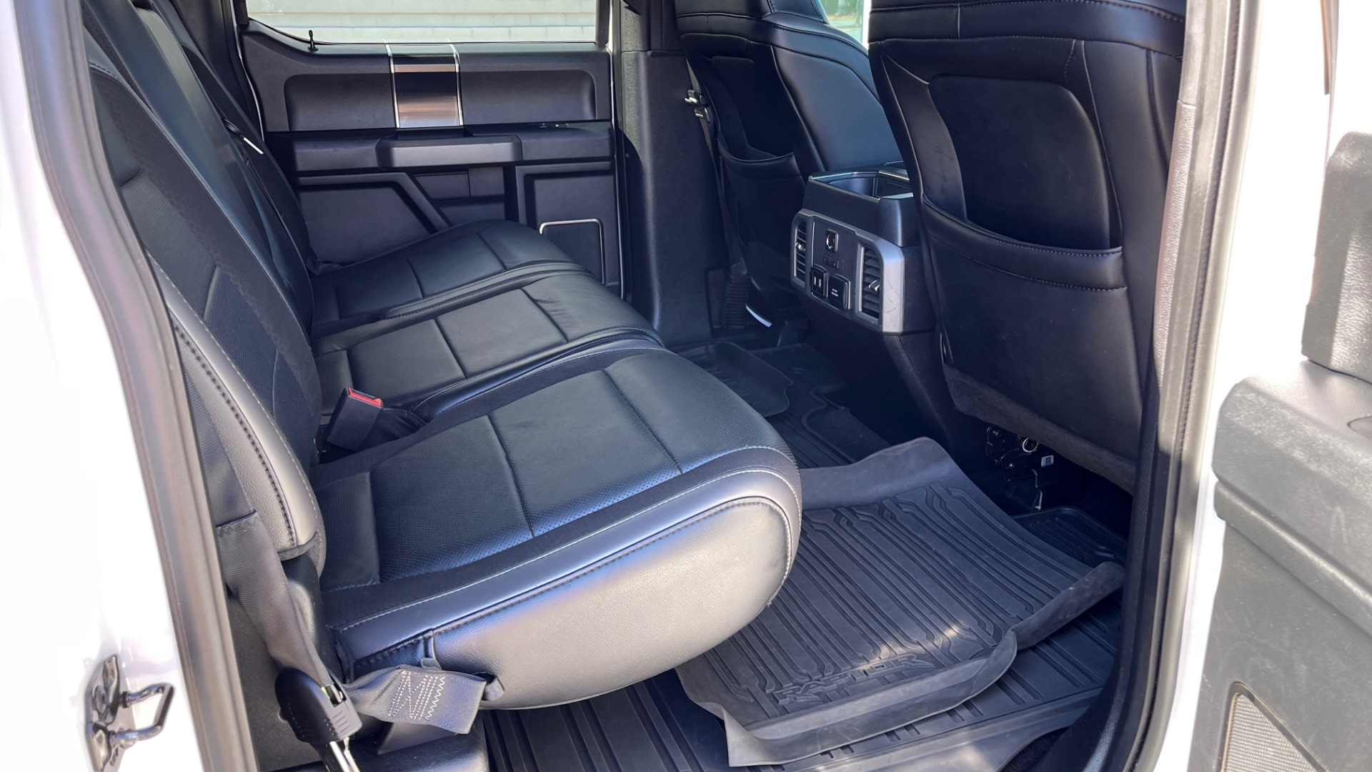 Used 2019 Ford F-150 RAPTOR 4X4 SUPERCREW / NAV / BLIS / B&O SND / REMOTE START / REARVIEW for sale Sold at Formula Imports in Charlotte NC 28227 64