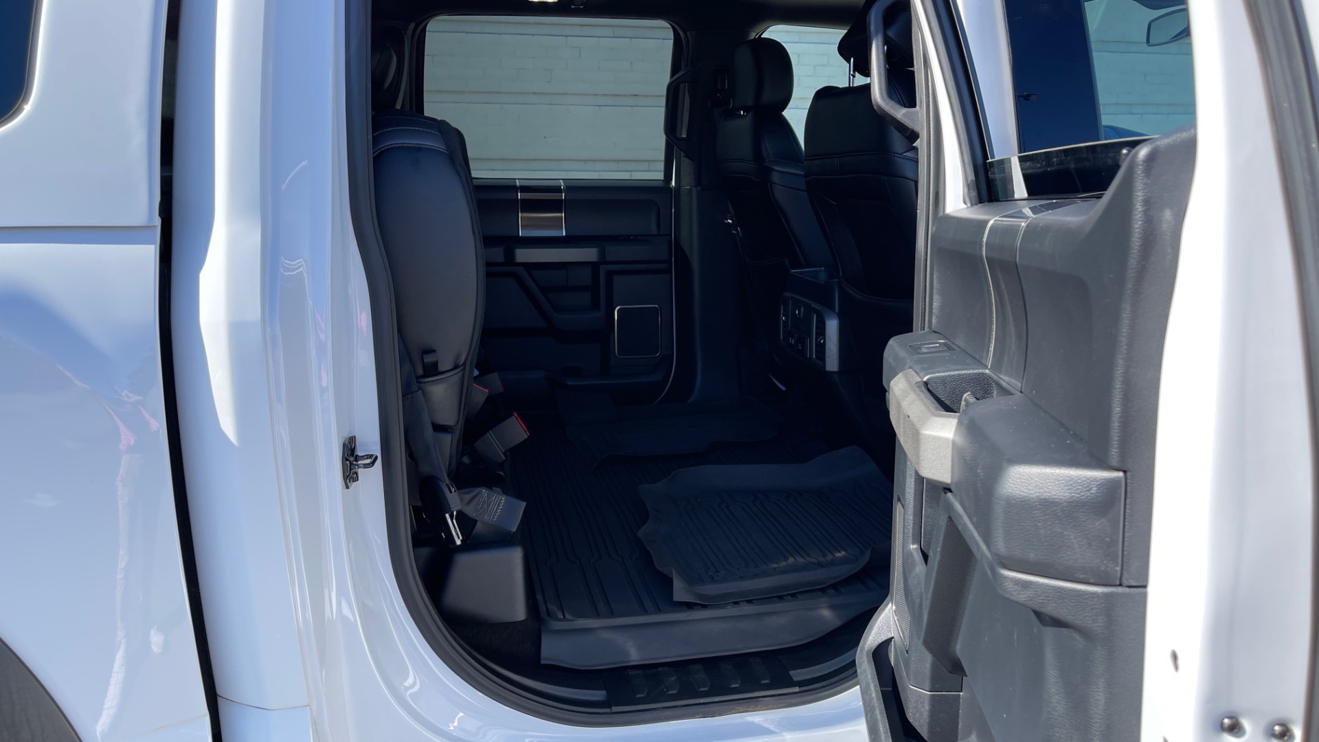 Used 2019 Ford F-150 RAPTOR 4X4 SUPERCREW / NAV / BLIS / B&O SND / REMOTE START / REARVIEW for sale Sold at Formula Imports in Charlotte NC 28227 65