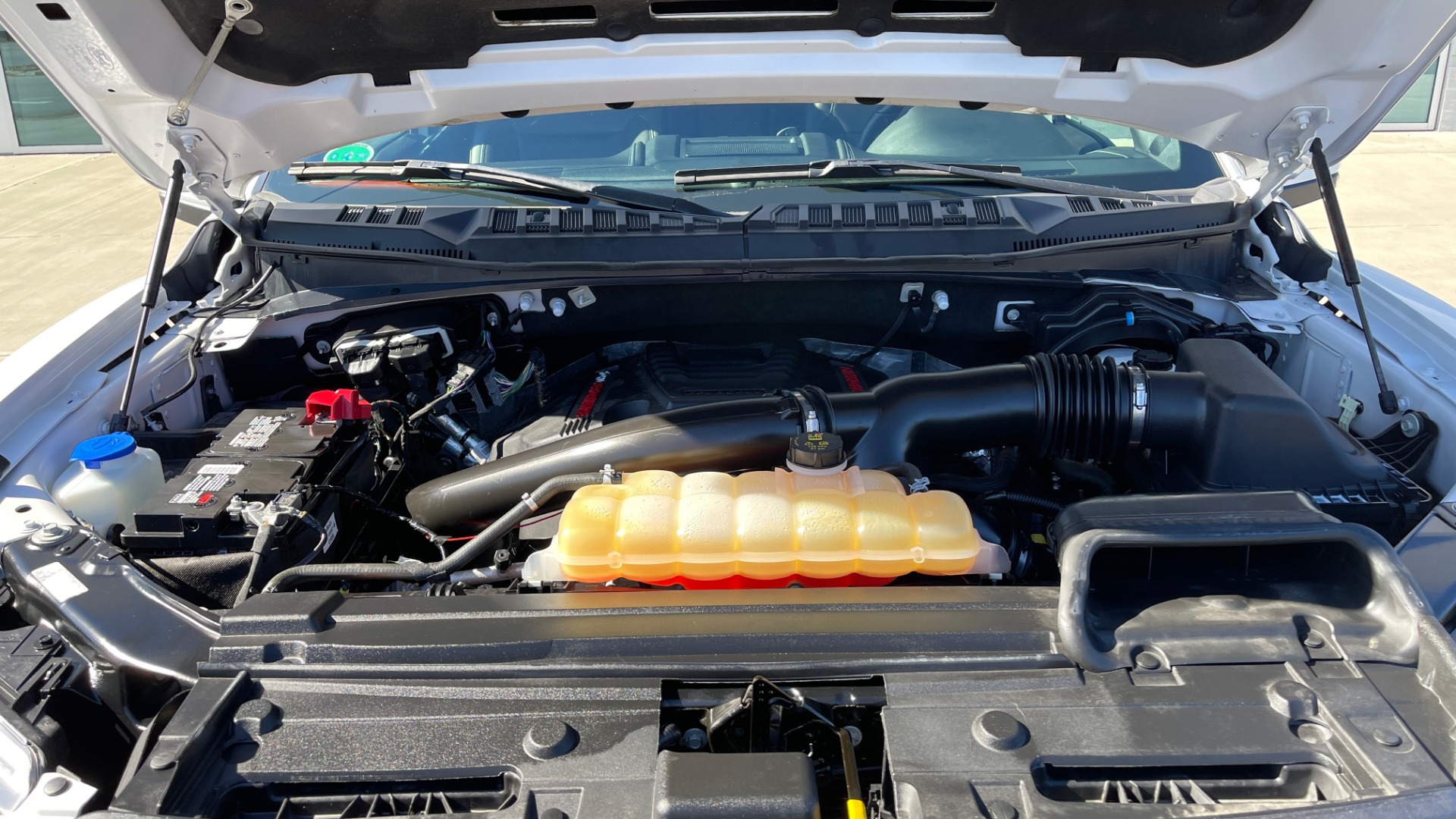 Used 2019 Ford F-150 RAPTOR 4X4 SUPERCREW / NAV / BLIS / B&O SND / REMOTE START / REARVIEW for sale Sold at Formula Imports in Charlotte NC 28227 8