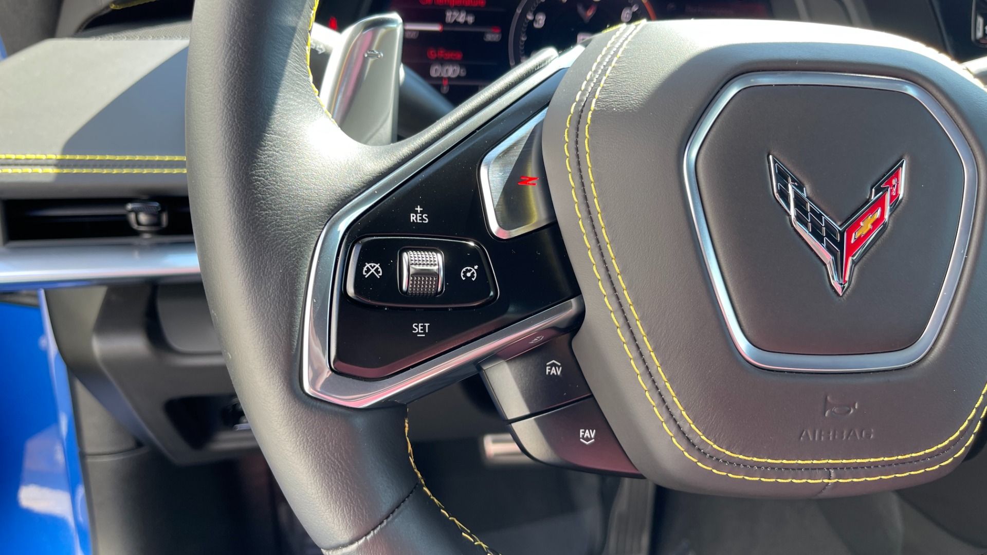 Used 2021 Chevrolet CORVETTE STINGRAY 3LT COUPE / 8-SPD / PERF PKG / NAV / BOSE / REARVIEW for sale Sold at Formula Imports in Charlotte NC 28227 31