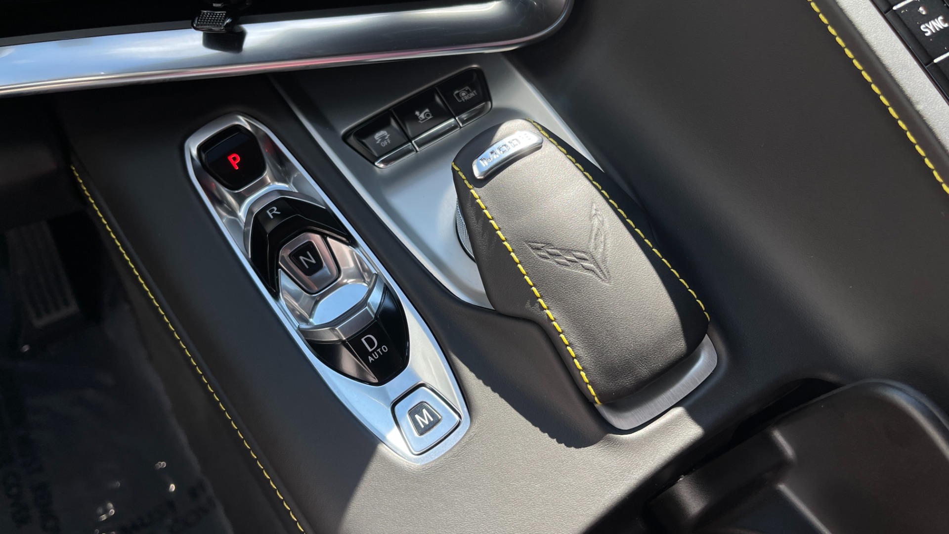 Used 2021 Chevrolet CORVETTE STINGRAY 3LT COUPE / 8-SPD / PERF PKG / NAV / BOSE / REARVIEW for sale Sold at Formula Imports in Charlotte NC 28227 36
