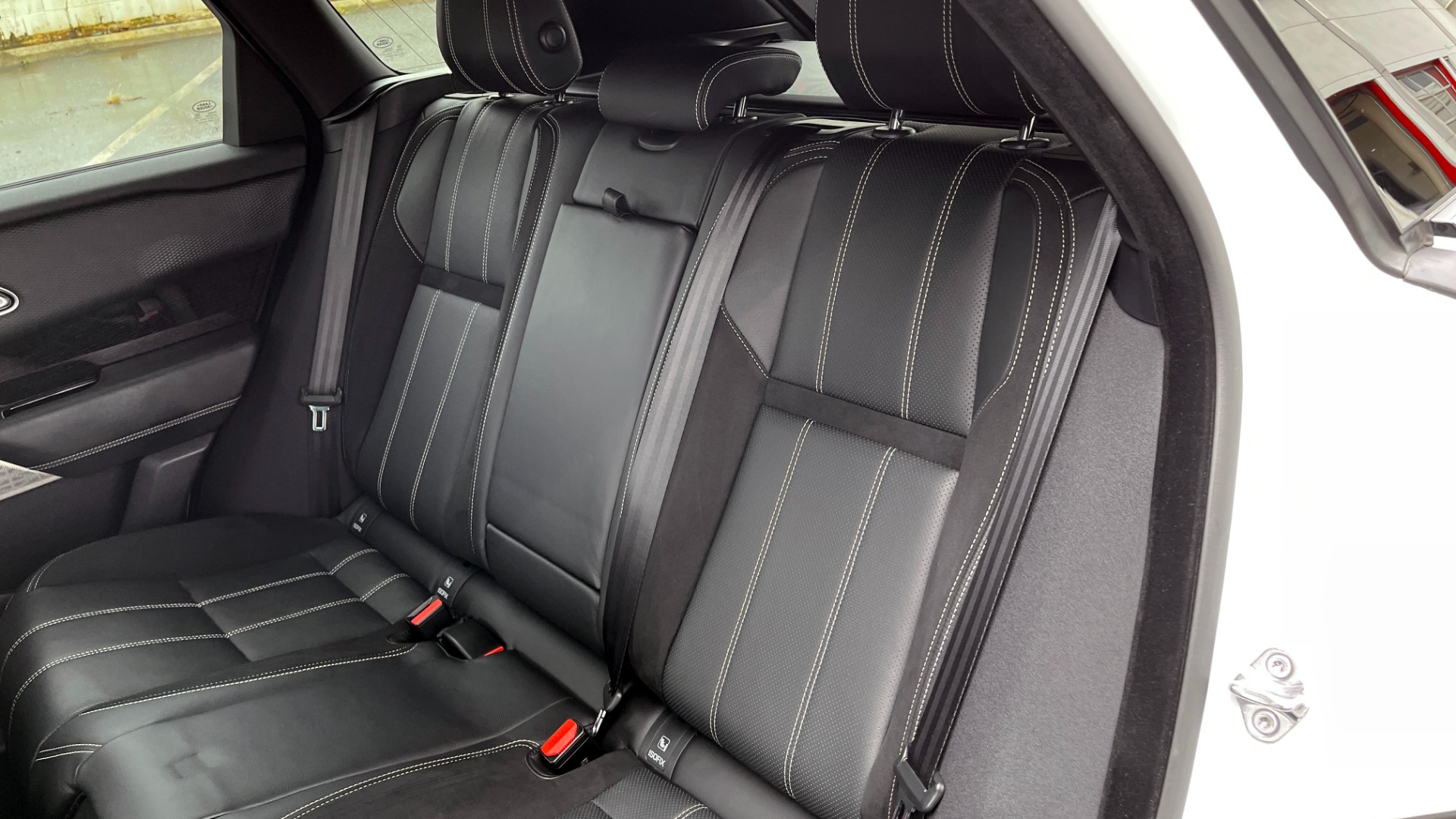 Used 2018 Land Rover RANGE ROVER VELAR R-DYNAMIC SE / NAV / PREM / MERIDIAN / SUNROOF / REARVIEW for sale Sold at Formula Imports in Charlotte NC 28227 53