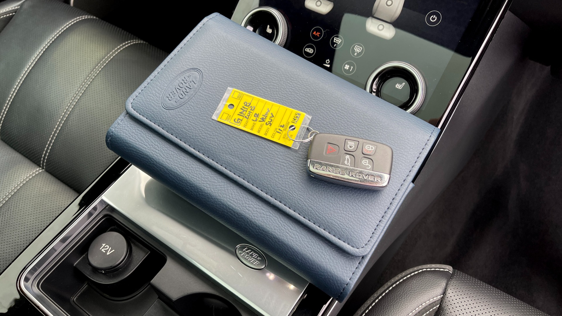 Used 2018 Land Rover RANGE ROVER VELAR R-DYNAMIC SE / NAV / PREM / MERIDIAN / SUNROOF / REARVIEW for sale Sold at Formula Imports in Charlotte NC 28227 74