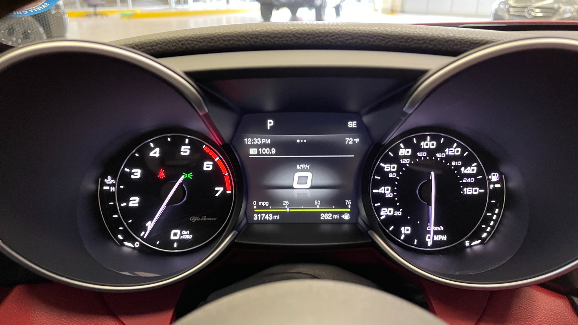 Used 2019 Alfa Romeo GIULIA SPORT 2.0L SEDAN / 8-SPD AUTO / KEYLESS-GO / REMOTE START / REARVIEW for sale Sold at Formula Imports in Charlotte NC 28227 18