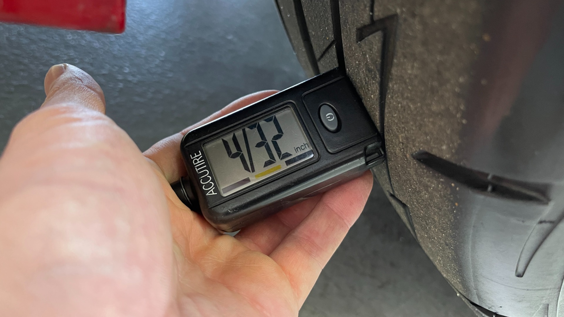 Used 2019 Alfa Romeo GIULIA SPORT 2.0L SEDAN / 8-SPD AUTO / KEYLESS-GO / REMOTE START / REARVIEW for sale Sold at Formula Imports in Charlotte NC 28227 57