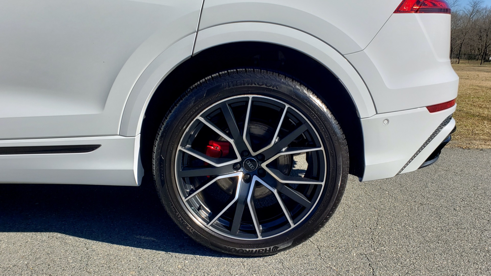 Used 2019 Audi Q8 PRESTIGE S-LINE / LUX PKG / ADAPT CHASSIS / YEAR ONE / CLD WTHR for sale Sold at Formula Imports in Charlotte NC 28227 10