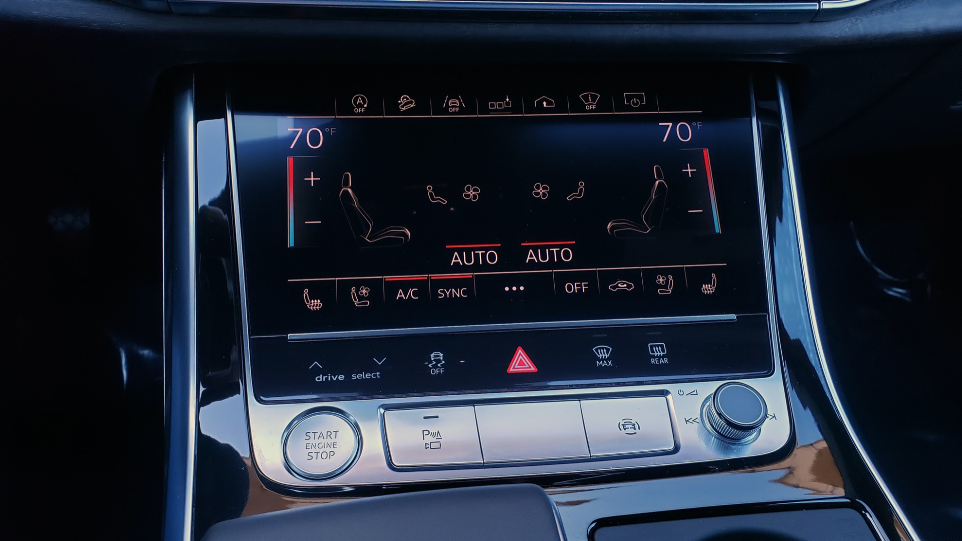 Used 2019 Audi Q8 PRESTIGE S-LINE / LUX PKG / ADAPT CHASSIS / YEAR ONE / CLD WTHR for sale Sold at Formula Imports in Charlotte NC 28227 60