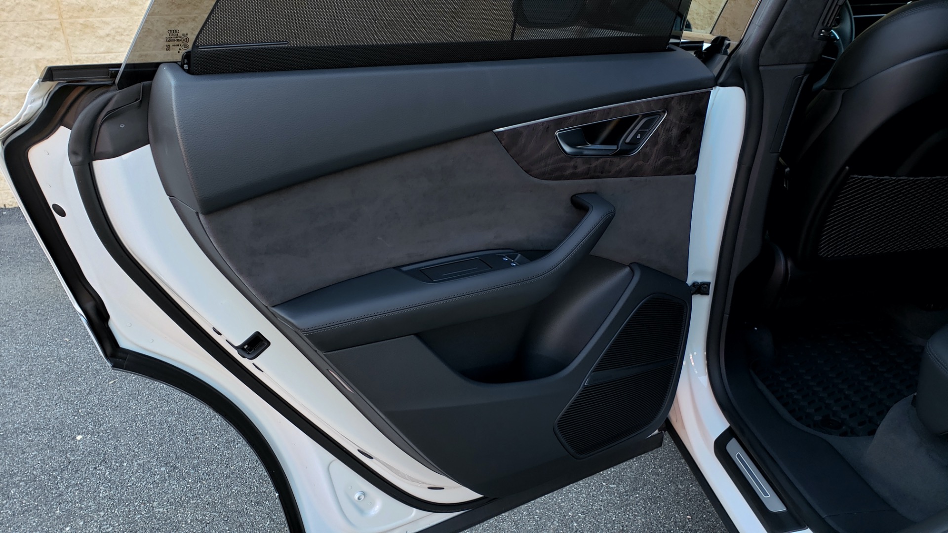 Used 2019 Audi Q8 PRESTIGE S-LINE / LUX PKG / ADAPT CHASSIS / YEAR ONE / CLD WTHR for sale Sold at Formula Imports in Charlotte NC 28227 72
