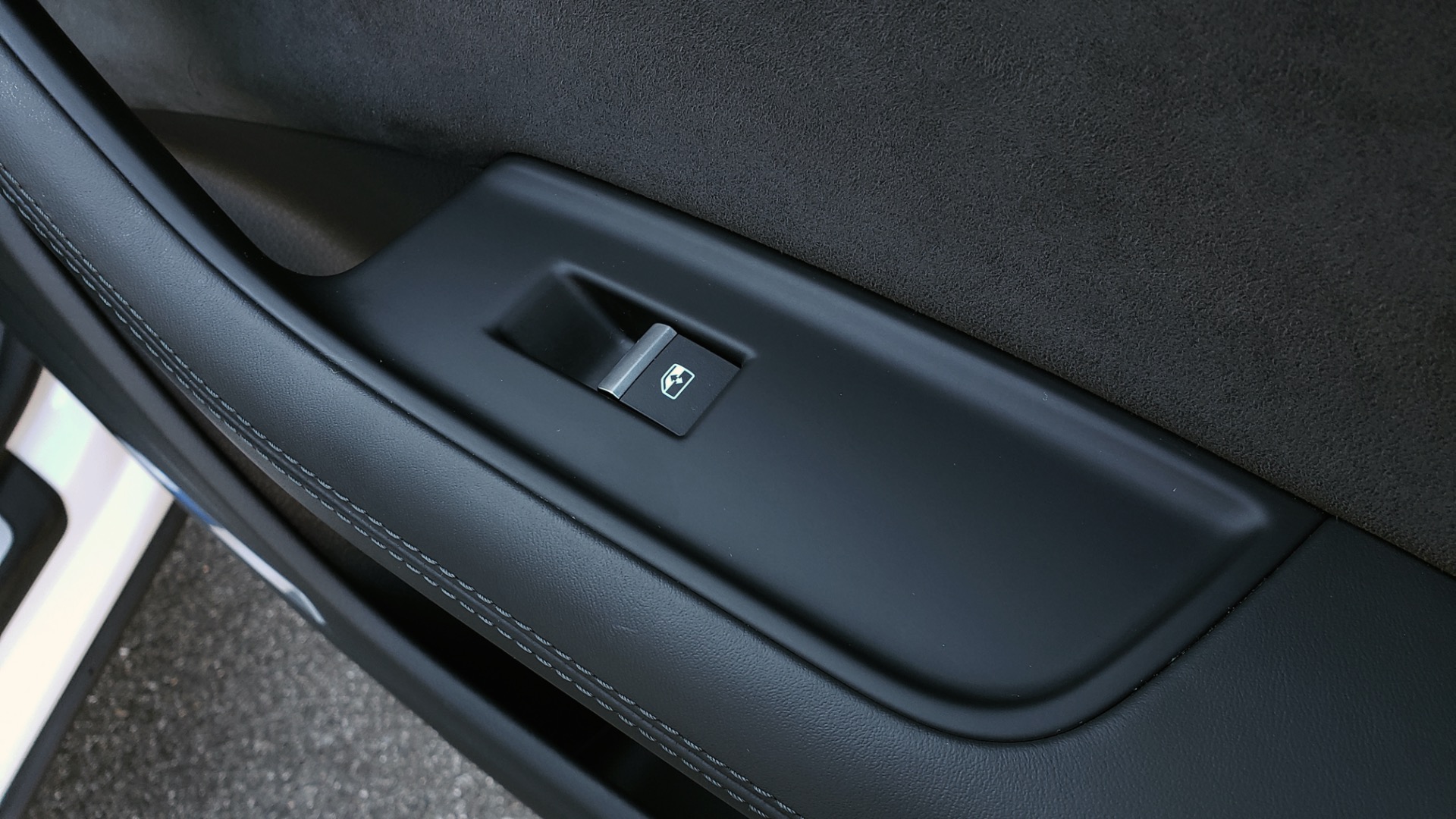 Used 2019 Audi Q8 PRESTIGE S-LINE / LUX PKG / ADAPT CHASSIS / YEAR ONE / CLD WTHR for sale Sold at Formula Imports in Charlotte NC 28227 81