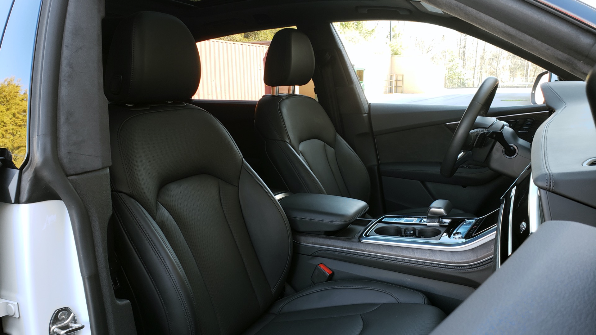 Used 2019 Audi Q8 PRESTIGE S-LINE / LUX PKG / ADAPT CHASSIS / YEAR ONE / CLD WTHR for sale Sold at Formula Imports in Charlotte NC 28227 83