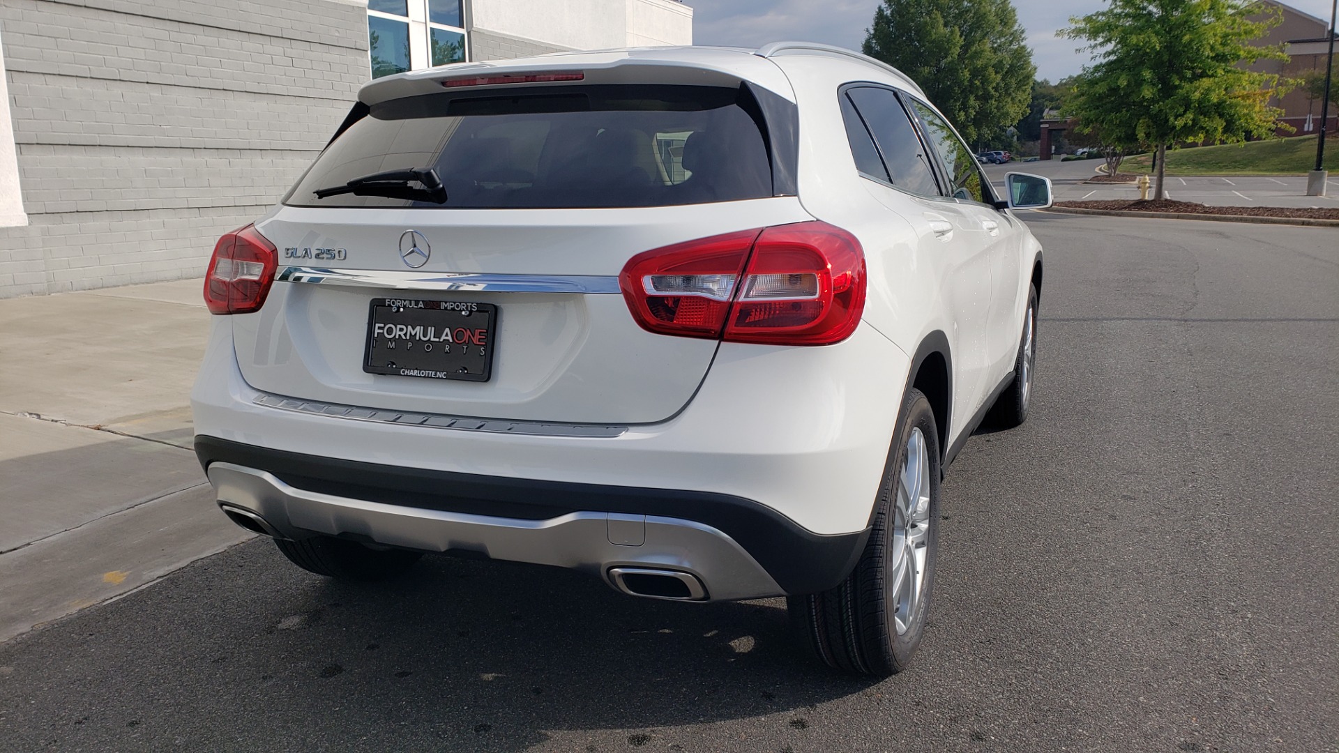 Used 2018 Mercedes-Benz GLA 250 SUV / PANO-ROOF / HTD STS / BSA / APPLE CARPLAY / REARVIEW for sale Sold at Formula Imports in Charlotte NC 28227 2