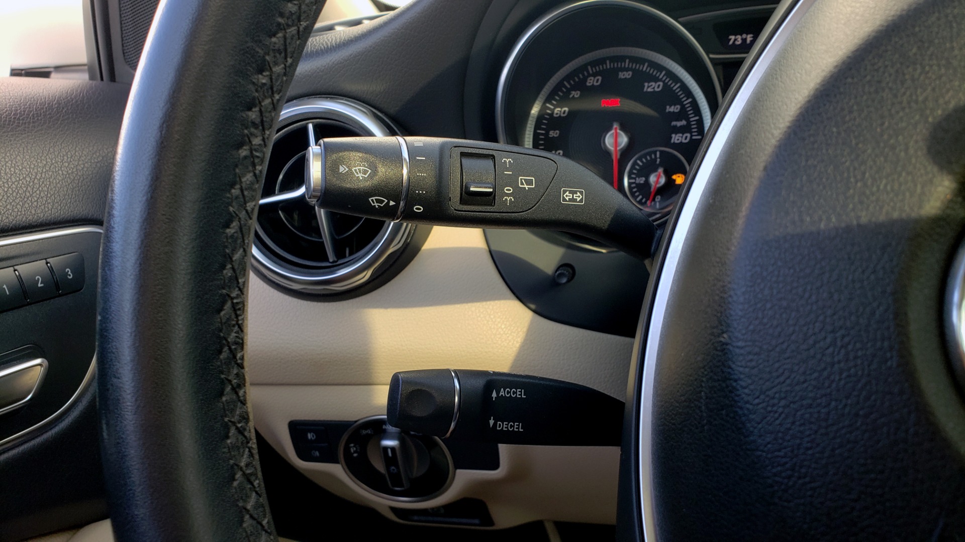 Used 2018 Mercedes-Benz GLA 250 SUV / PANO-ROOF / HTD STS / BSA / APPLE CARPLAY / REARVIEW for sale Sold at Formula Imports in Charlotte NC 28227 43
