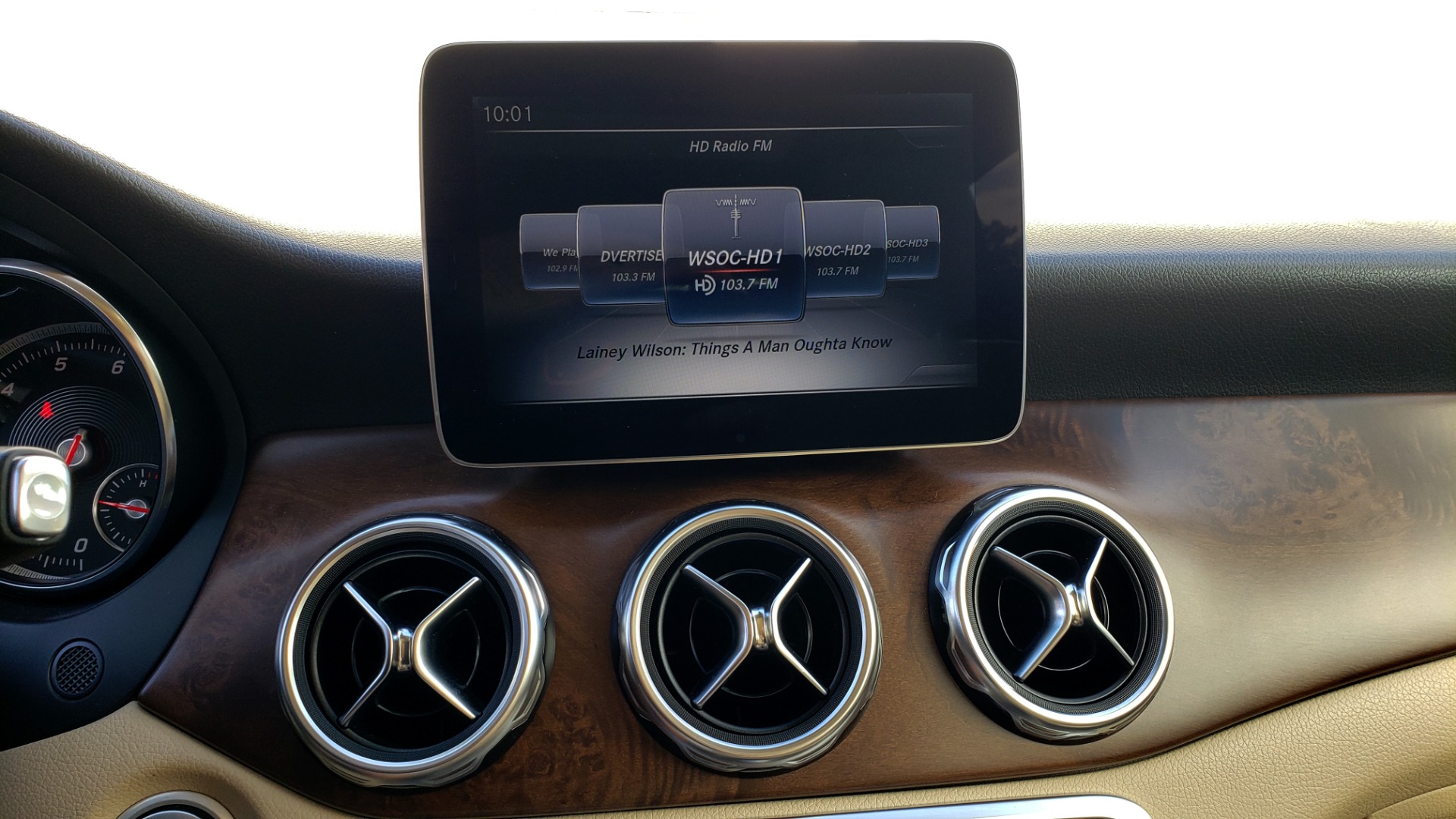 Used 2018 Mercedes-Benz GLA 250 SUV / PANO-ROOF / HTD STS / BSA / APPLE CARPLAY / REARVIEW for sale Sold at Formula Imports in Charlotte NC 28227 47
