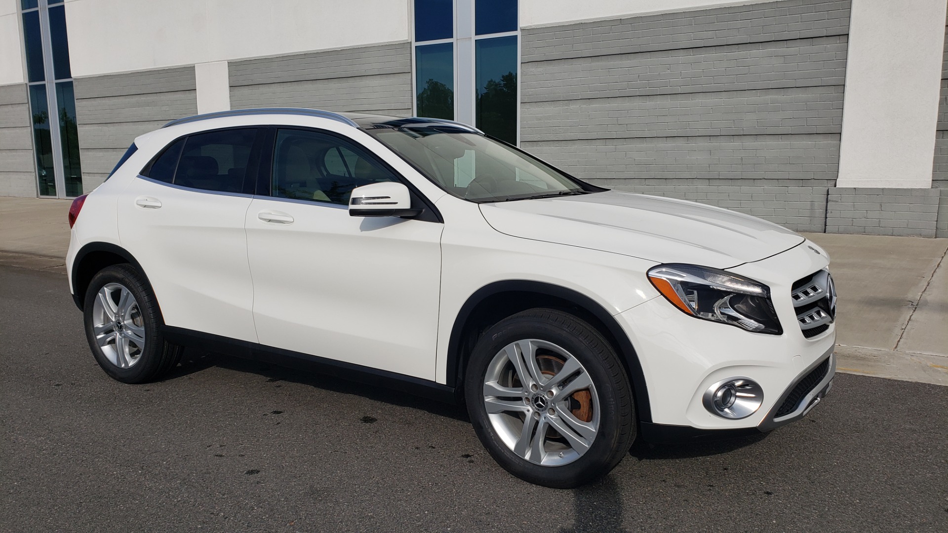 Used 2018 Mercedes-Benz GLA 250 SUV / PANO-ROOF / HTD STS / BSA / APPLE CARPLAY / REARVIEW for sale Sold at Formula Imports in Charlotte NC 28227 7