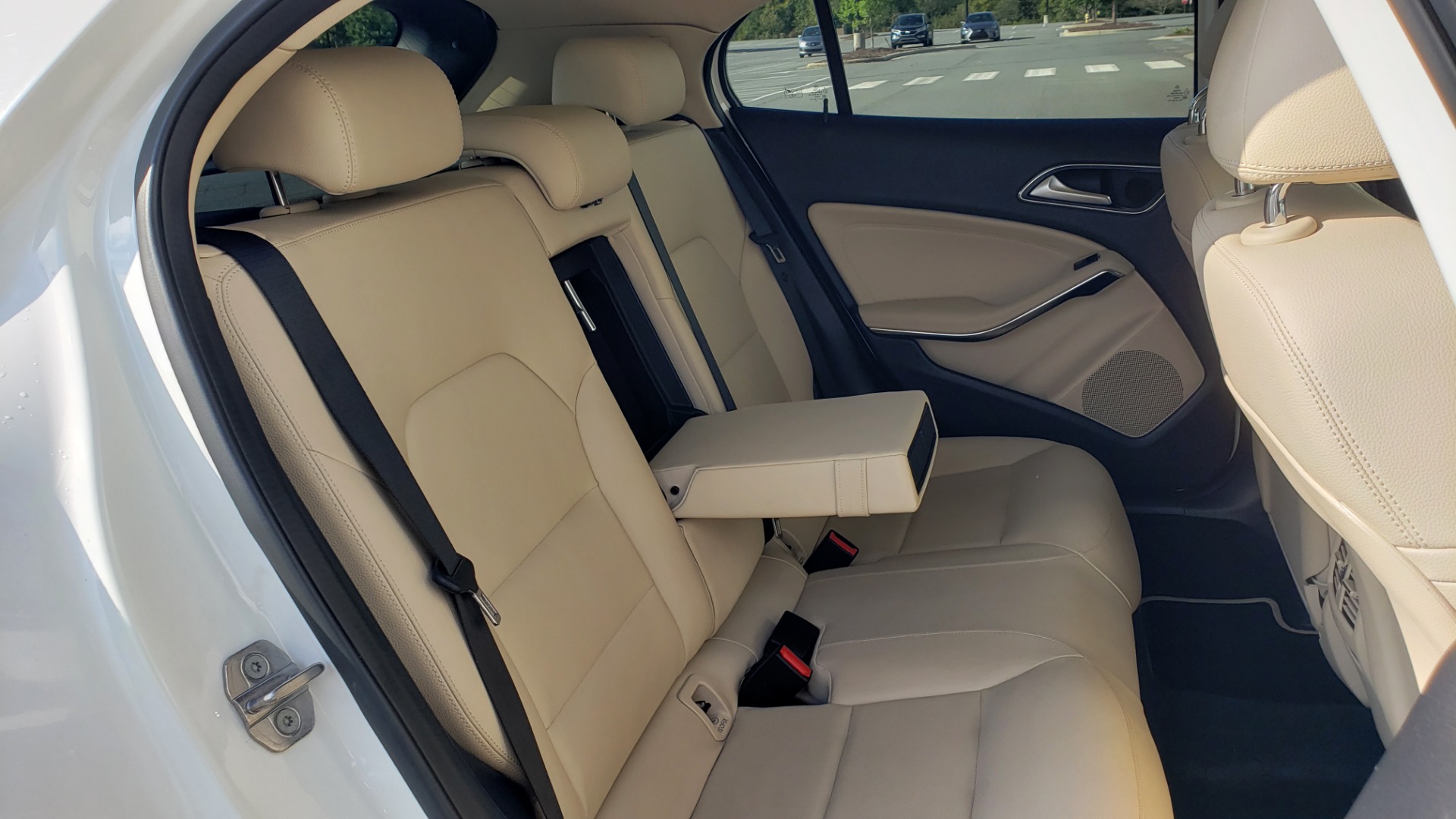Used 2018 Mercedes-Benz GLA 250 SUV / PANO-ROOF / HTD STS / BSA / APPLE CARPLAY / REARVIEW for sale Sold at Formula Imports in Charlotte NC 28227 71