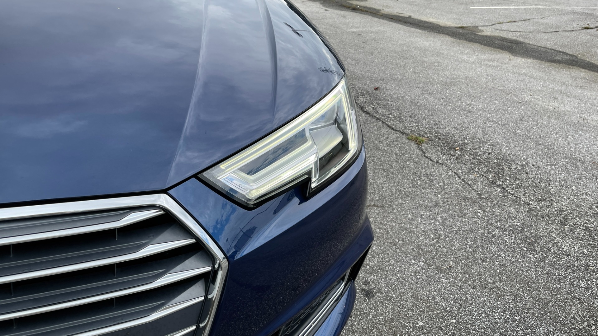 Used 2018 Audi A4 PREMIUM PLUS 2.0T / SUNROOF / CLD WTHR / B&O SND / REARVIEW for sale Sold at Formula Imports in Charlotte NC 28227 13