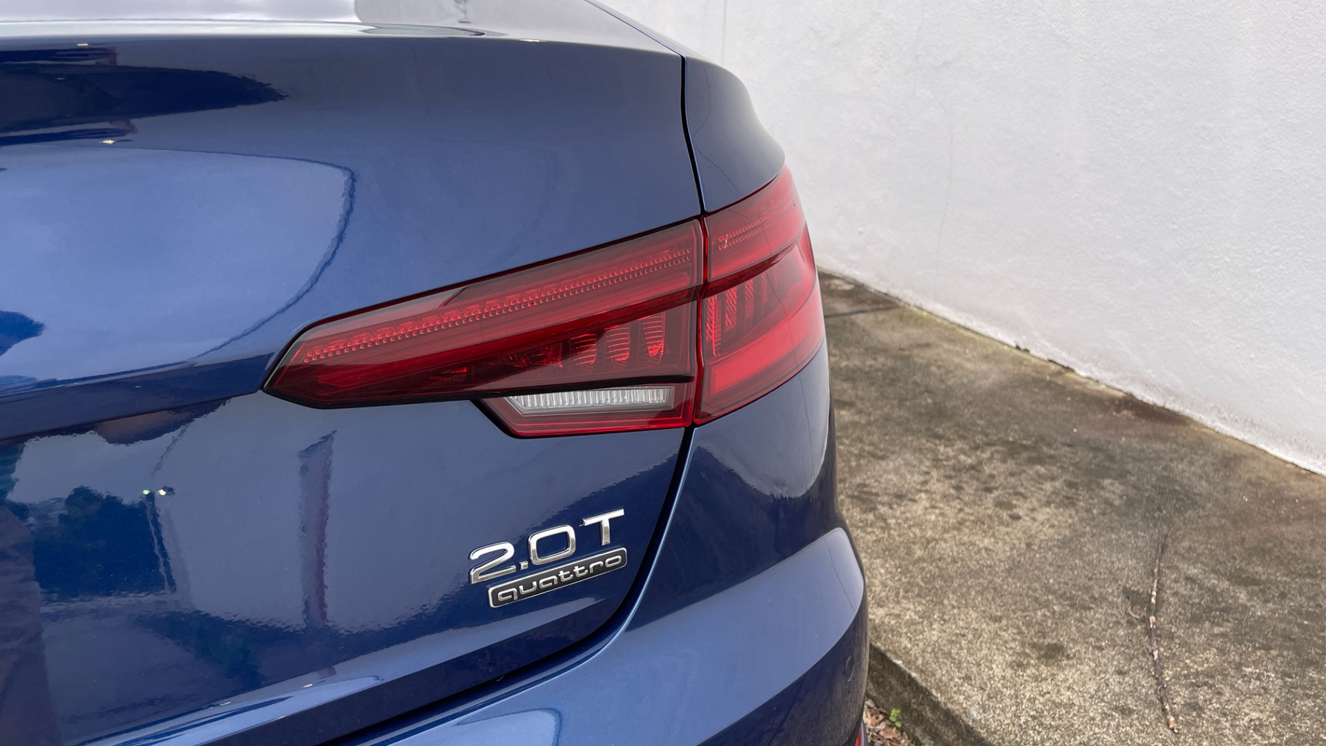 Used 2018 Audi A4 PREMIUM PLUS 2.0T / SUNROOF / CLD WTHR / B&O SND / REARVIEW for sale Sold at Formula Imports in Charlotte NC 28227 16