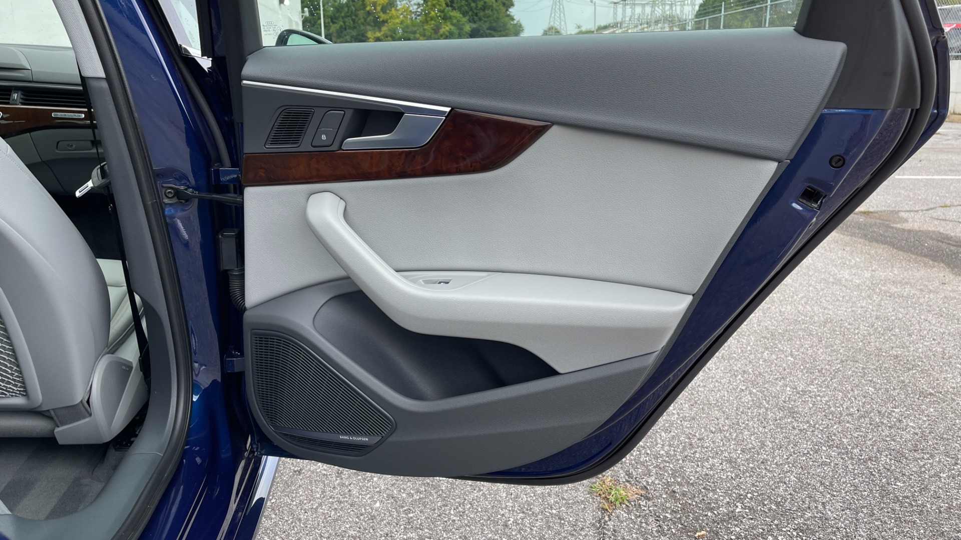Used 2018 Audi A4 PREMIUM PLUS 2.0T / SUNROOF / CLD WTHR / B&O SND / REARVIEW for sale Sold at Formula Imports in Charlotte NC 28227 22