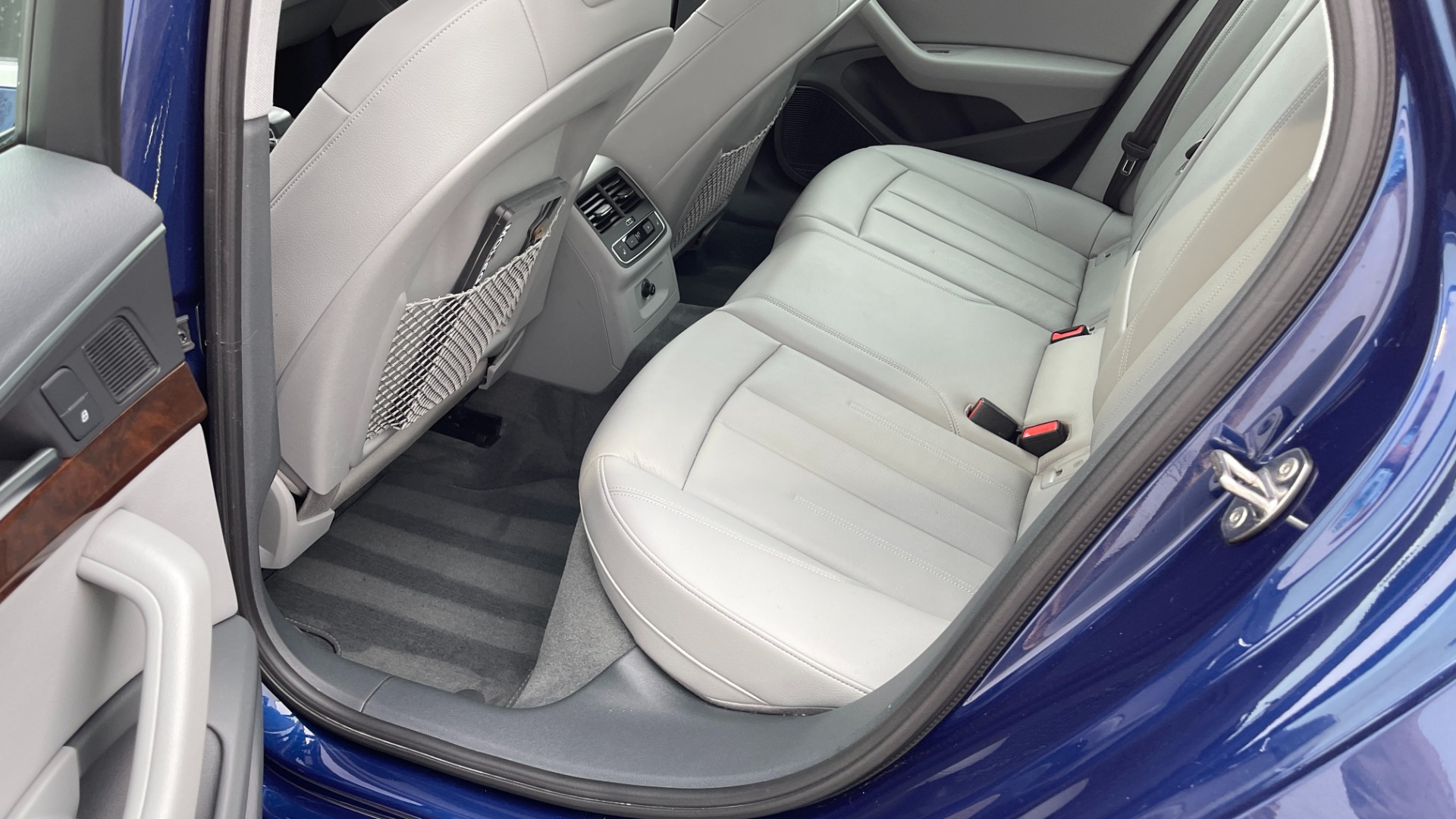 Used 2018 Audi A4 PREMIUM PLUS 2.0T / SUNROOF / CLD WTHR / B&O SND / REARVIEW for sale Sold at Formula Imports in Charlotte NC 28227 31