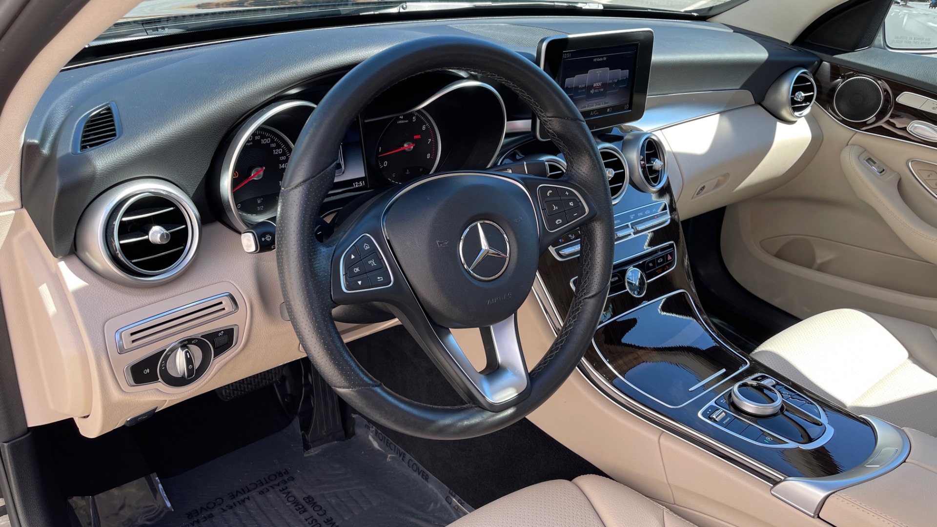 Used 2018 Mercedes-Benz C-CLASS C 300 PREMIUM / APPLE CARPLAY / SUNROOF / REARVIEW for sale Sold at Formula Imports in Charlotte NC 28227 25