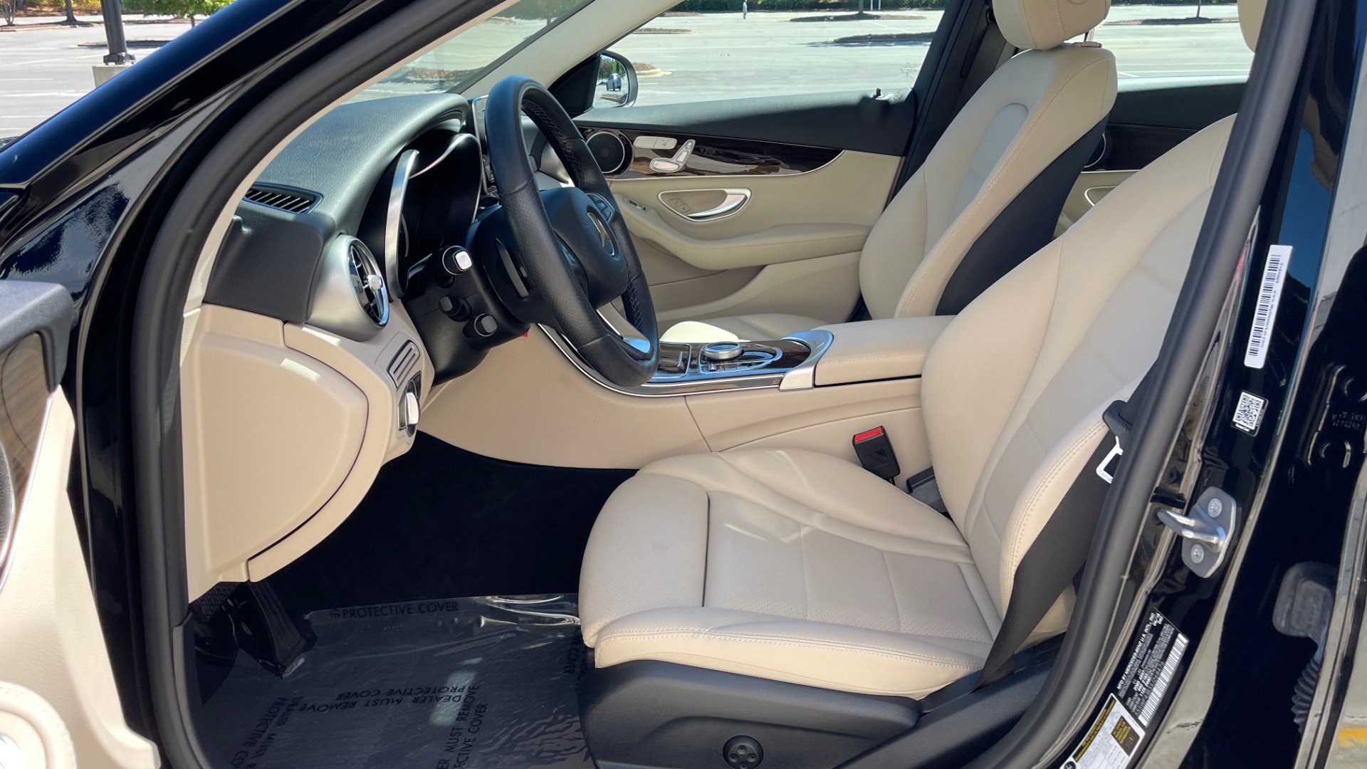Used 2018 Mercedes-Benz C-CLASS C 300 PREMIUM / APPLE CARPLAY / SUNROOF / REARVIEW for sale Sold at Formula Imports in Charlotte NC 28227 26