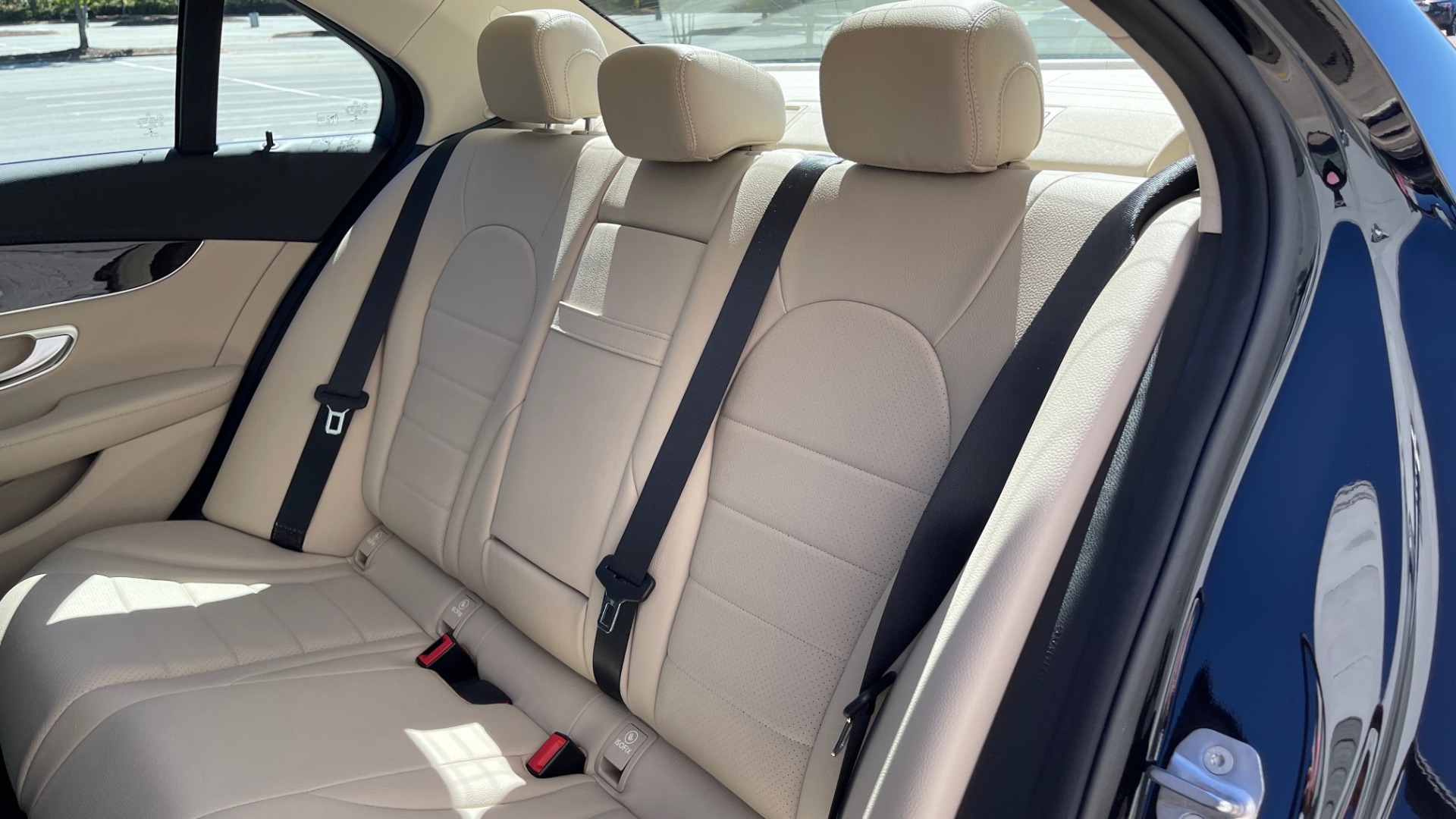 Used 2018 Mercedes-Benz C-CLASS C 300 PREMIUM / APPLE CARPLAY / SUNROOF / REARVIEW for sale Sold at Formula Imports in Charlotte NC 28227 46