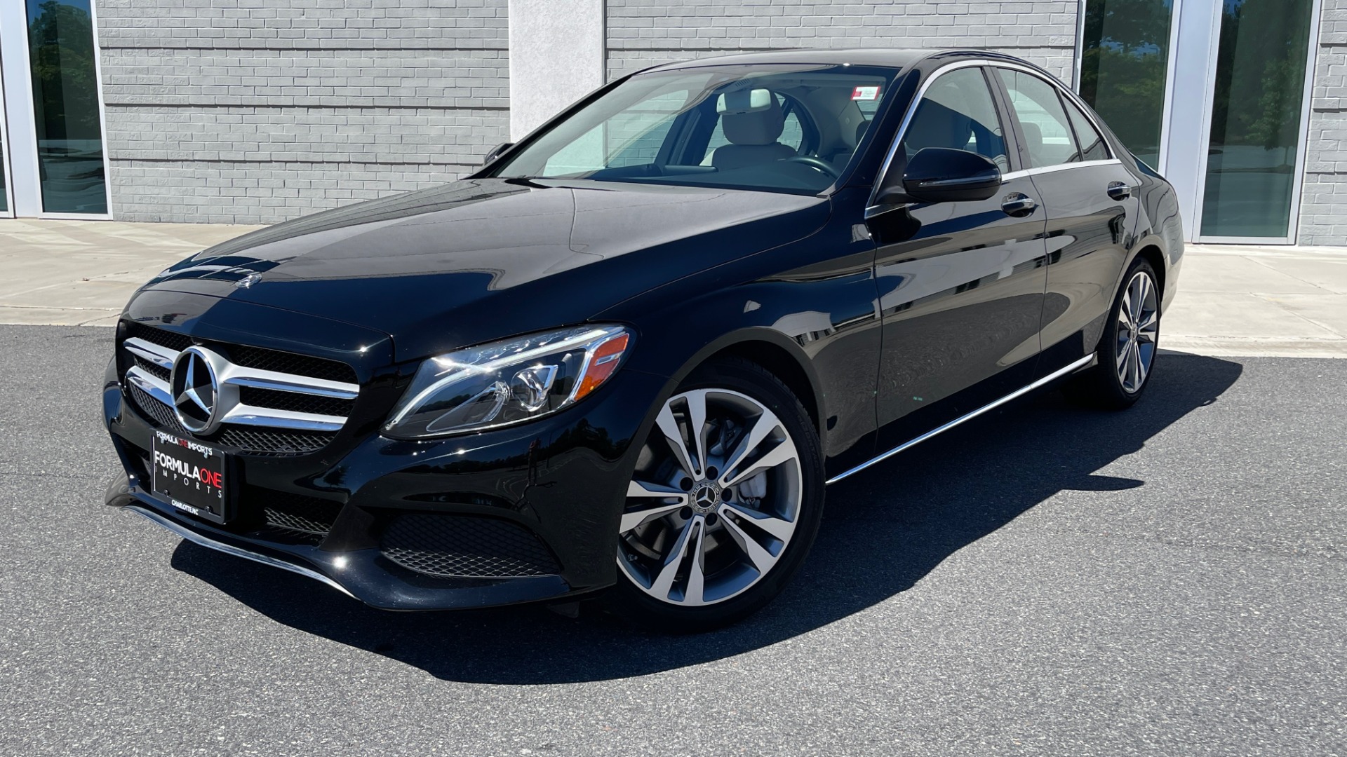 Used 2018 Mercedes-Benz C-CLASS C 300 PREMIUM / APPLE CARPLAY / SUNROOF / REARVIEW for sale Sold at Formula Imports in Charlotte NC 28227 1